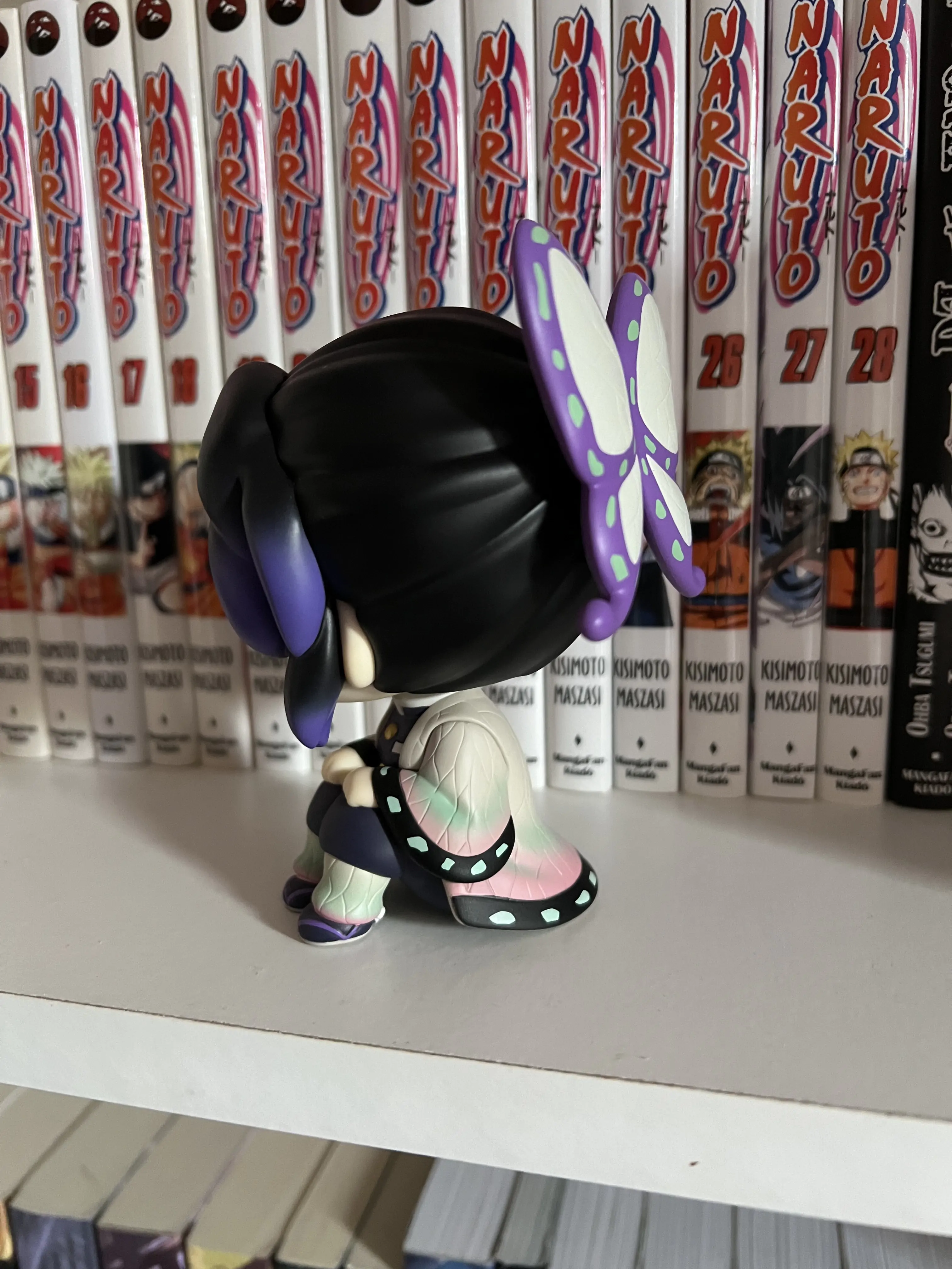 Demon Slayer Kimetsu no Yaiba Look Up Shinobu Kocho PVC szobor figura 11 cm termékfotó