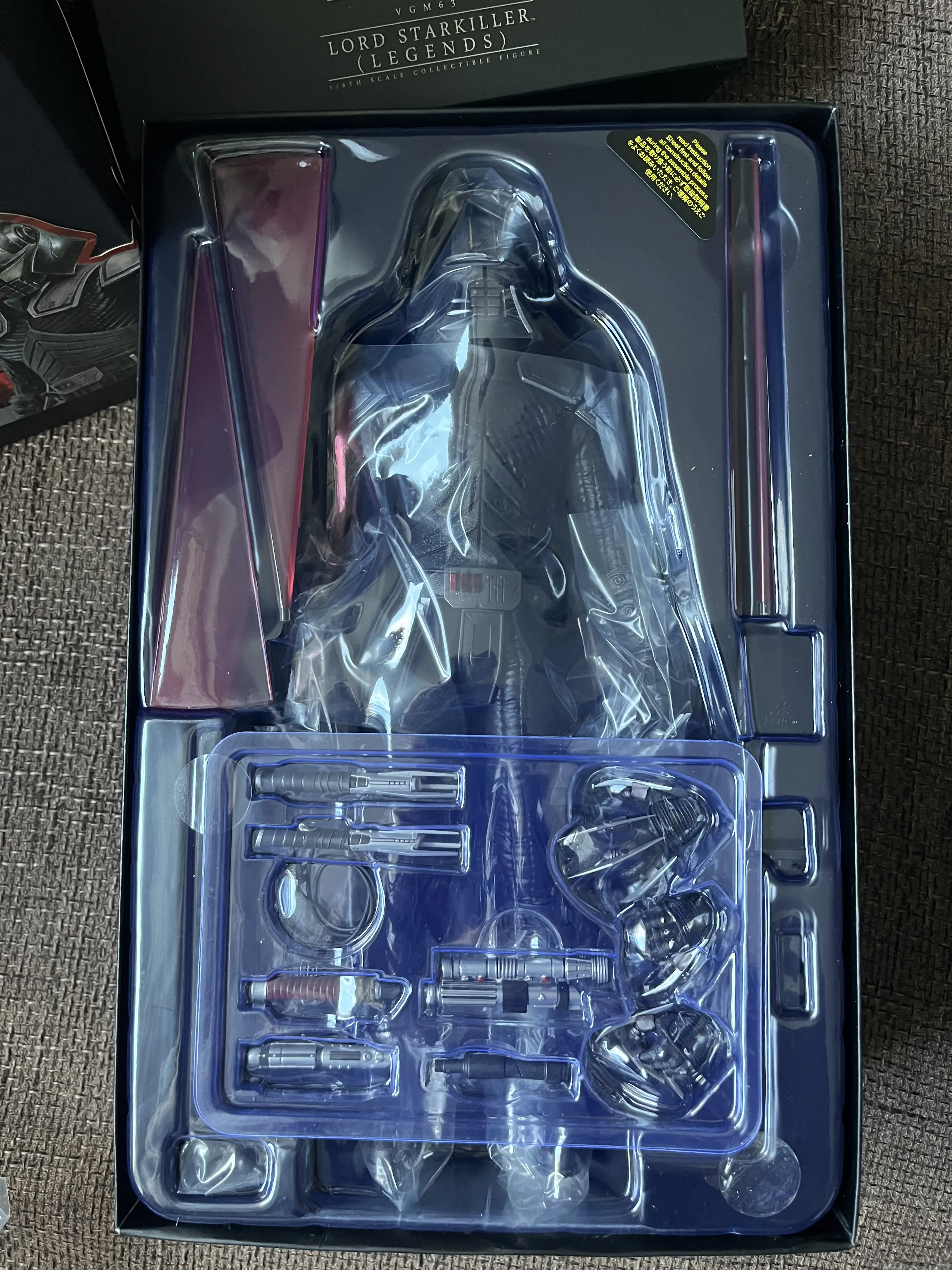 Star Wars Legends Videogame Masterpiece 1/6 Lord Starkiller akciófigura 31 cm termékfotó