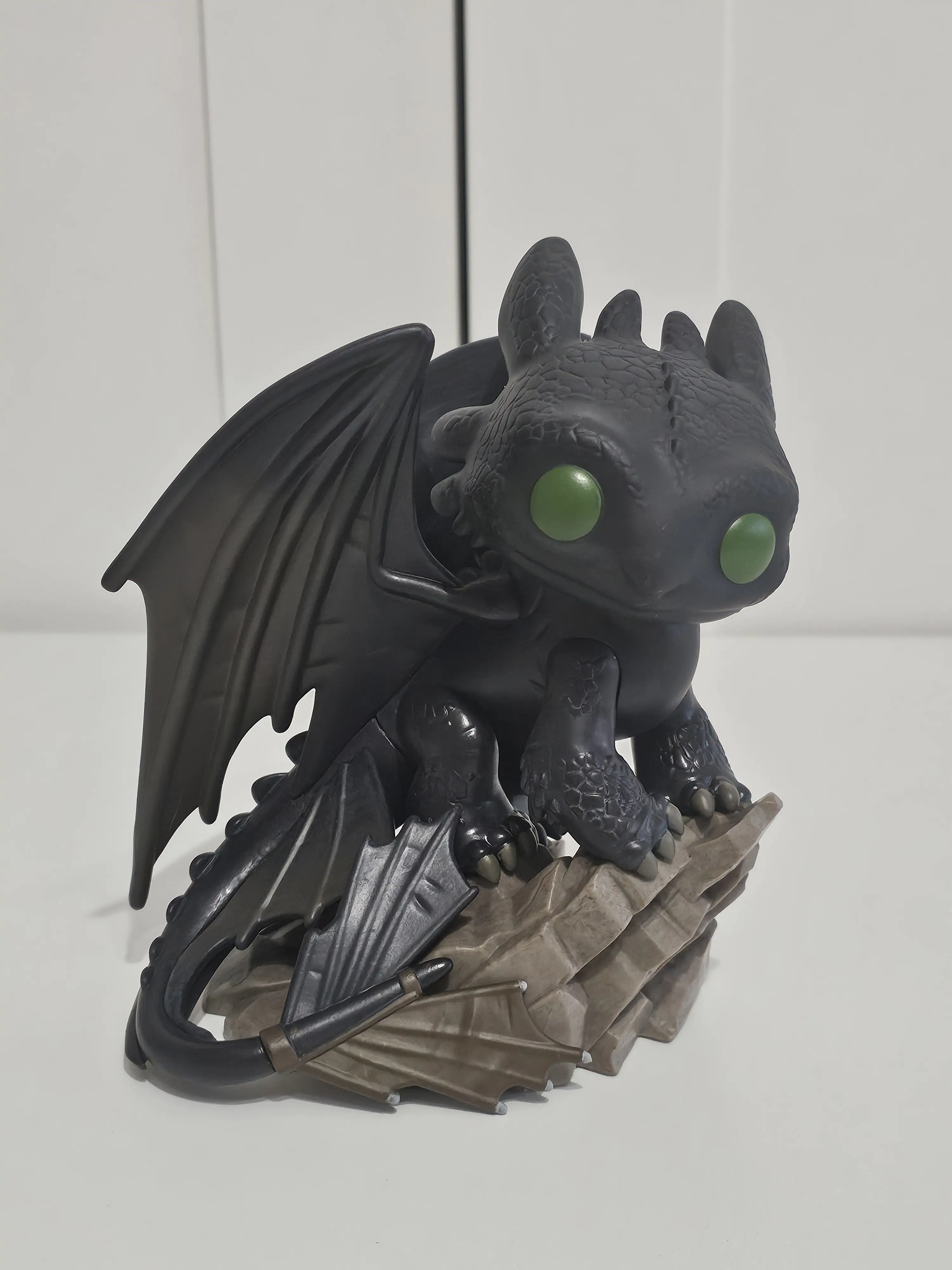 How to Train Your Dragon LAM Funko POP! Deluxe Vinyl figura Toothless 16 cm termékfotó