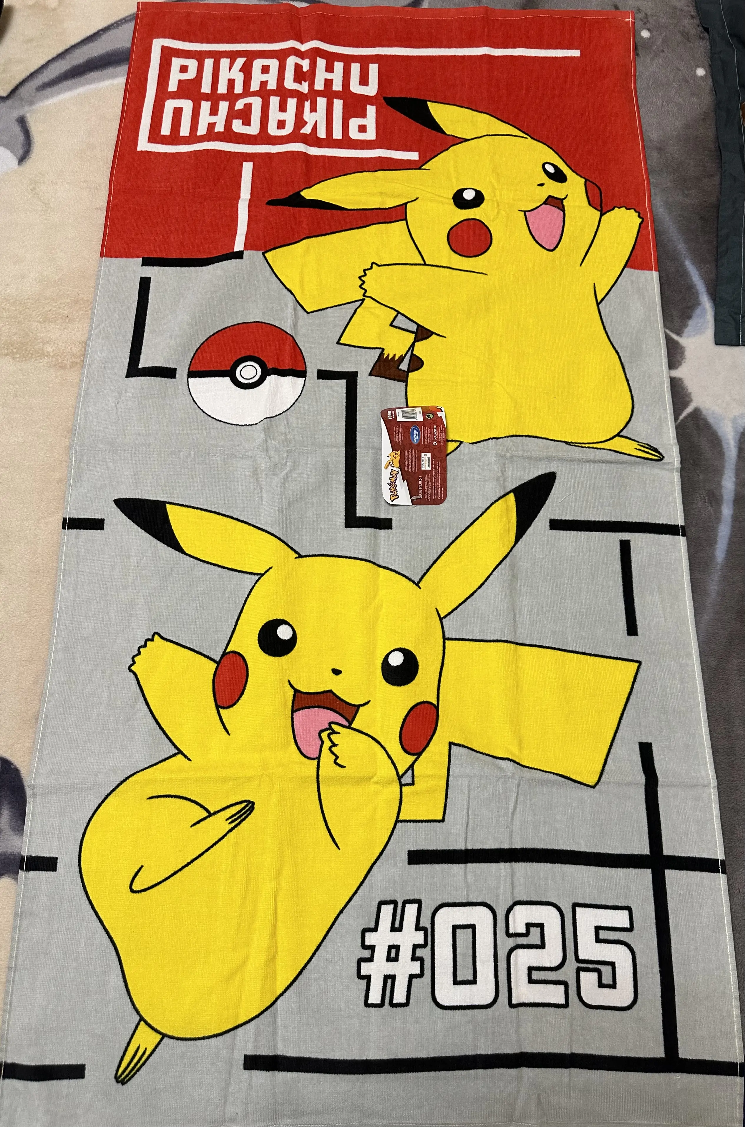 Pokémon Pikachu fürdőlepedő, strand törölköző 70*140cm termékfotó