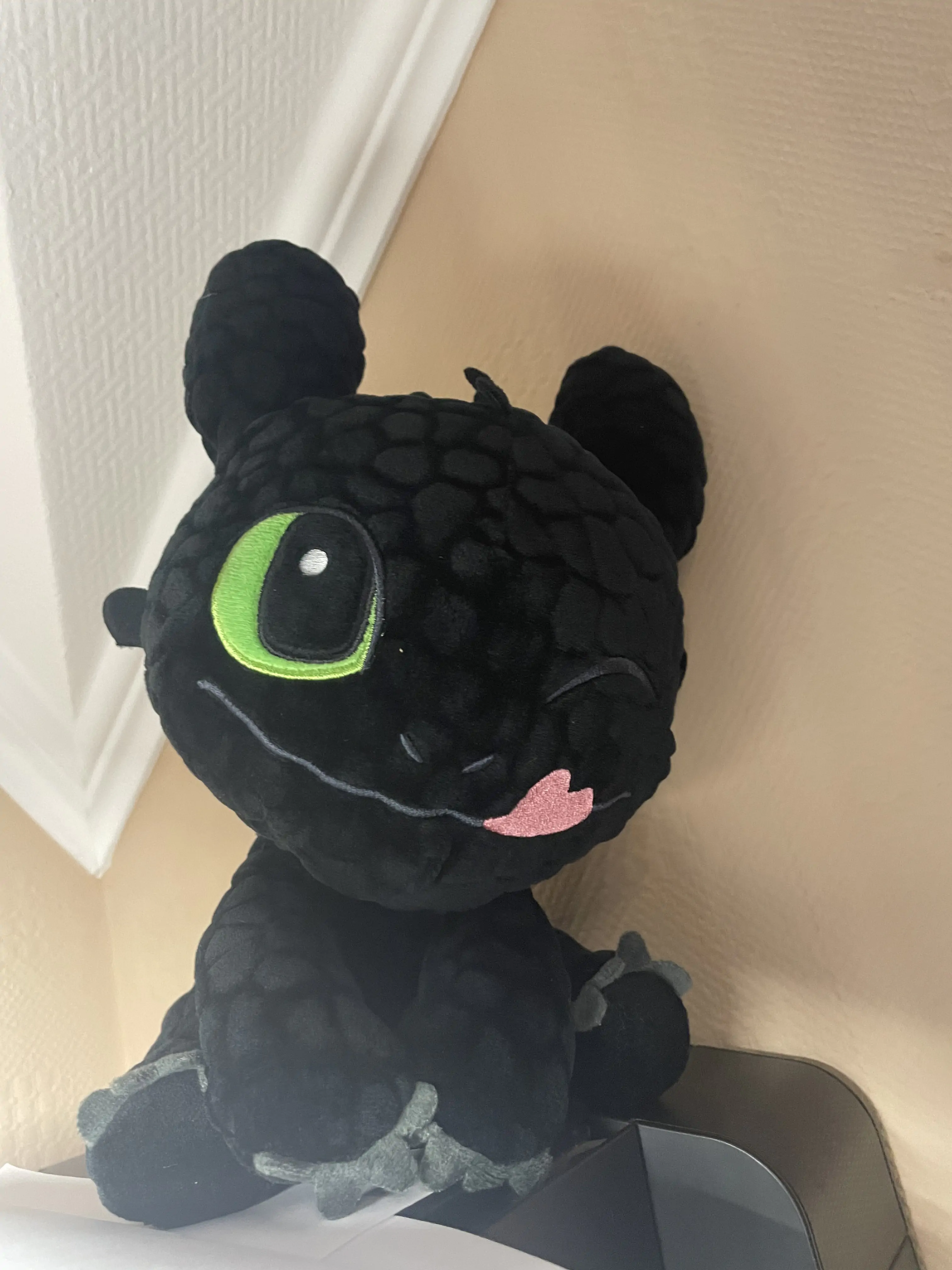 How To Train Your Dragon Toothless Happy plüss 30cm termékfotó