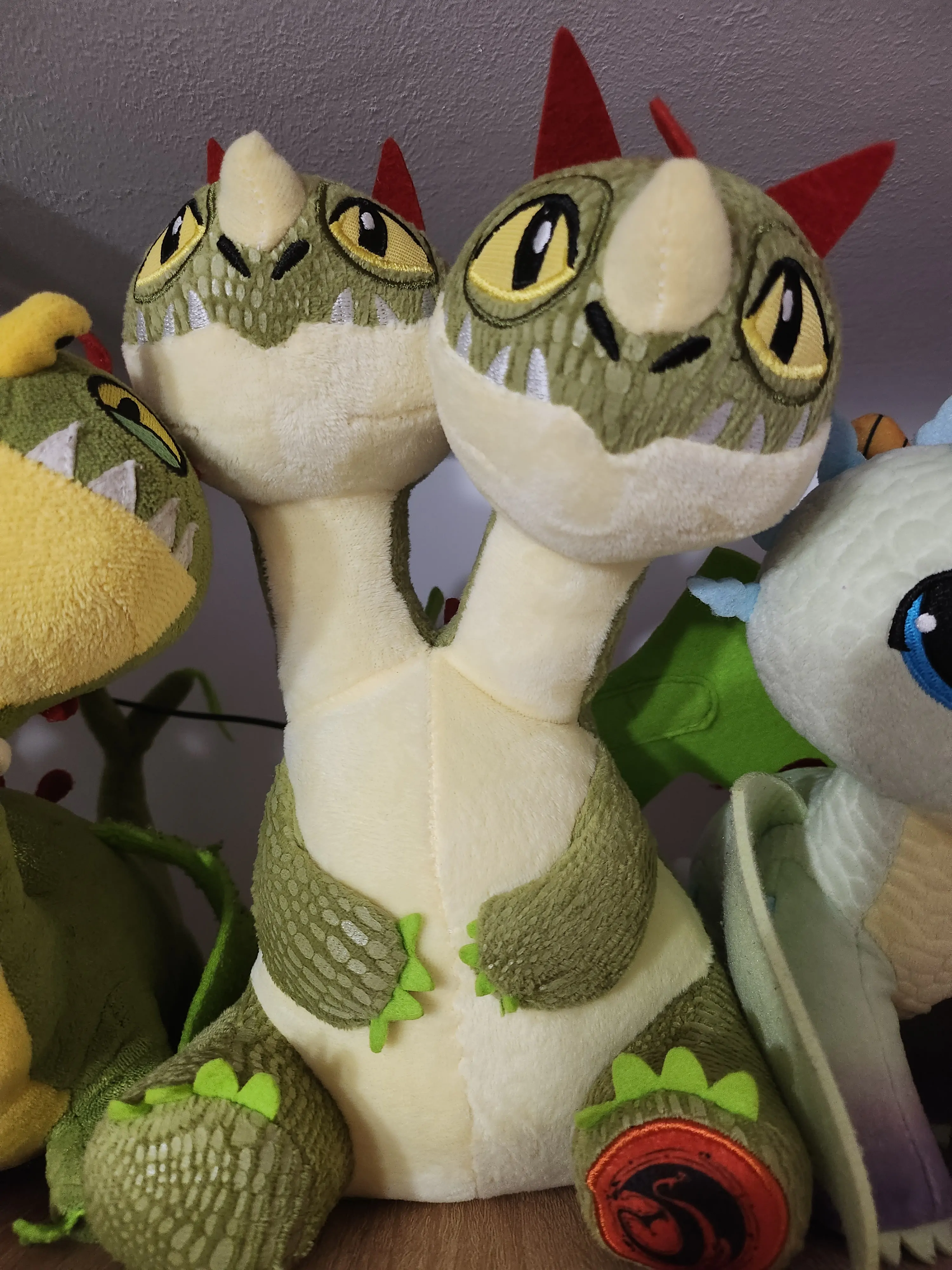 How to Train Your Dragon Barf and Belch plüss 30cm termékfotó