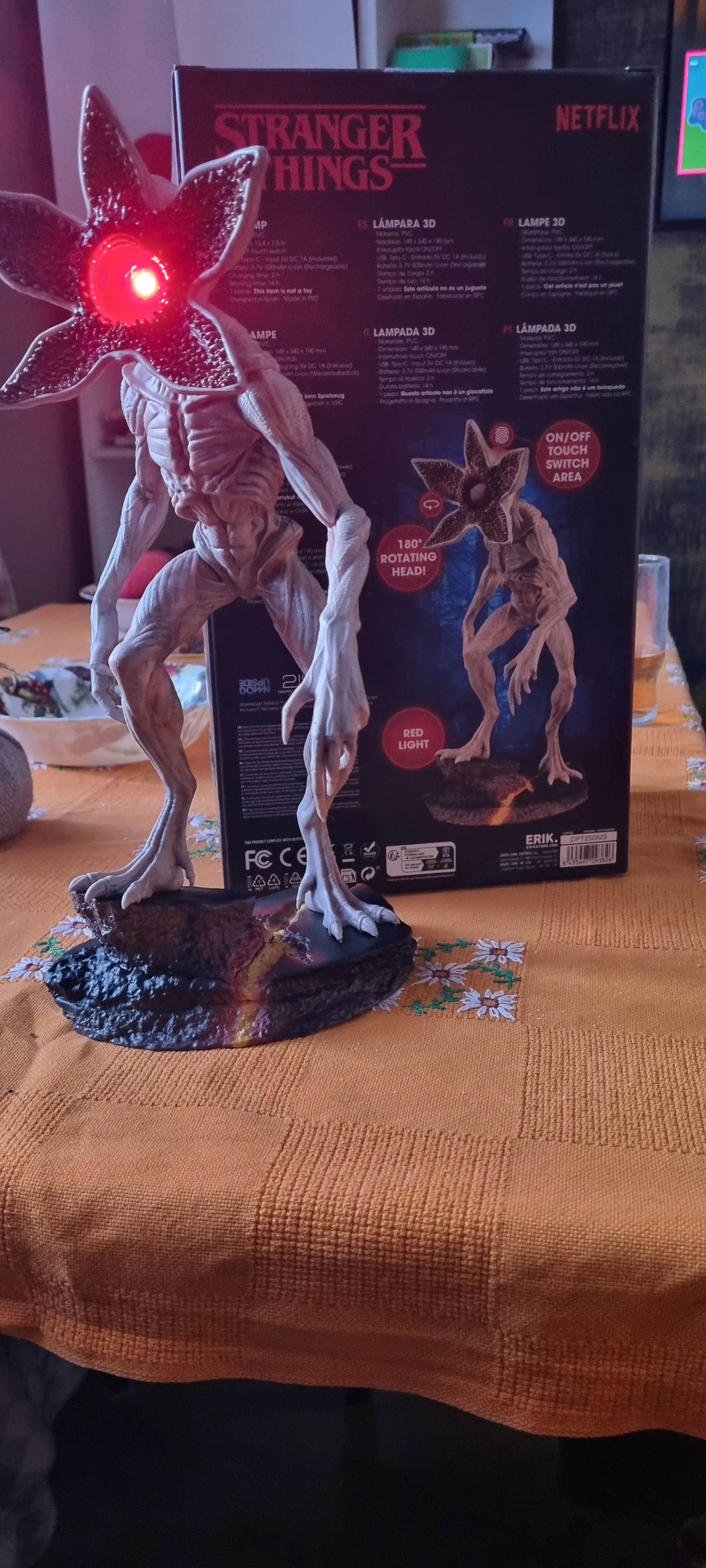 Stranger Things Demogorgon lámpa termékfotó