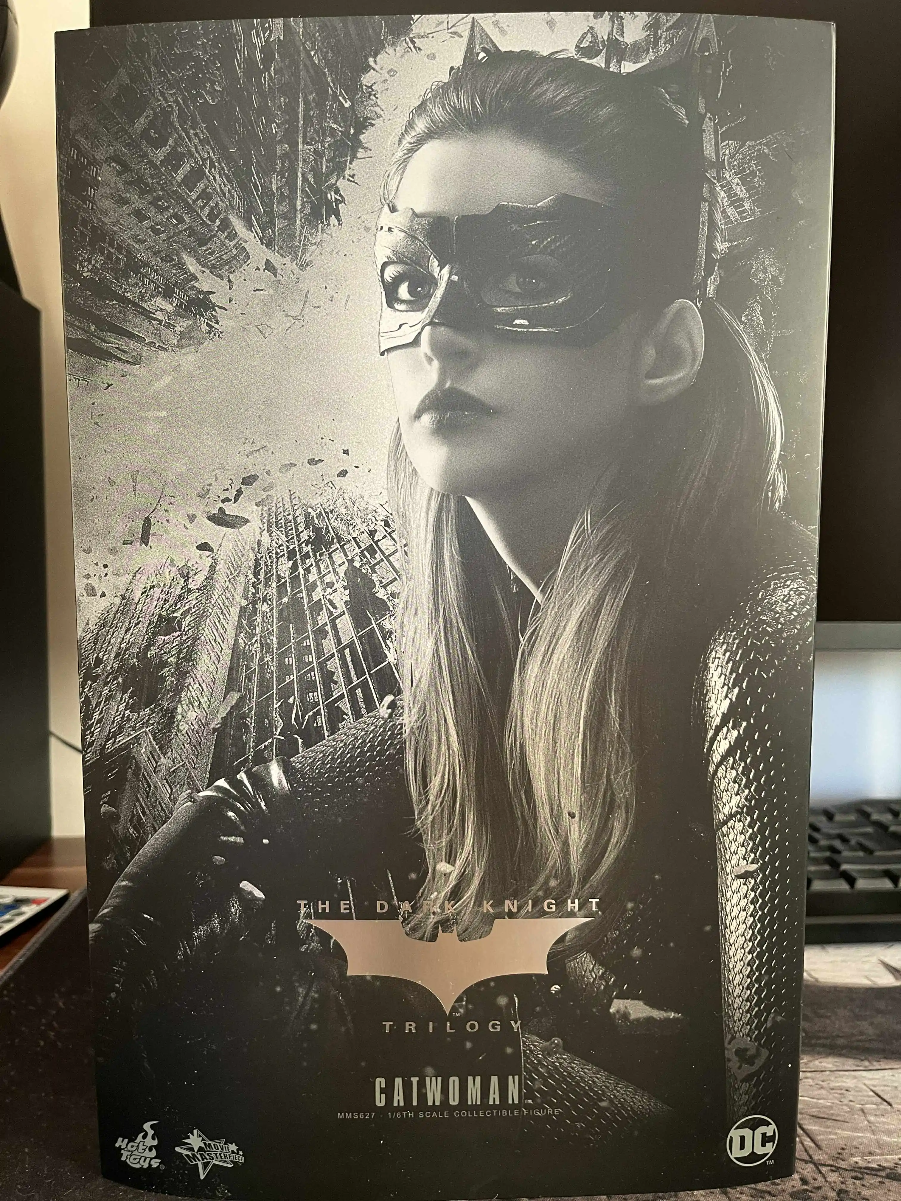 The Dark Knight Trilogy Movie Masterpiece 1/6 Catwoman akciófigura 29 cm termékfotó