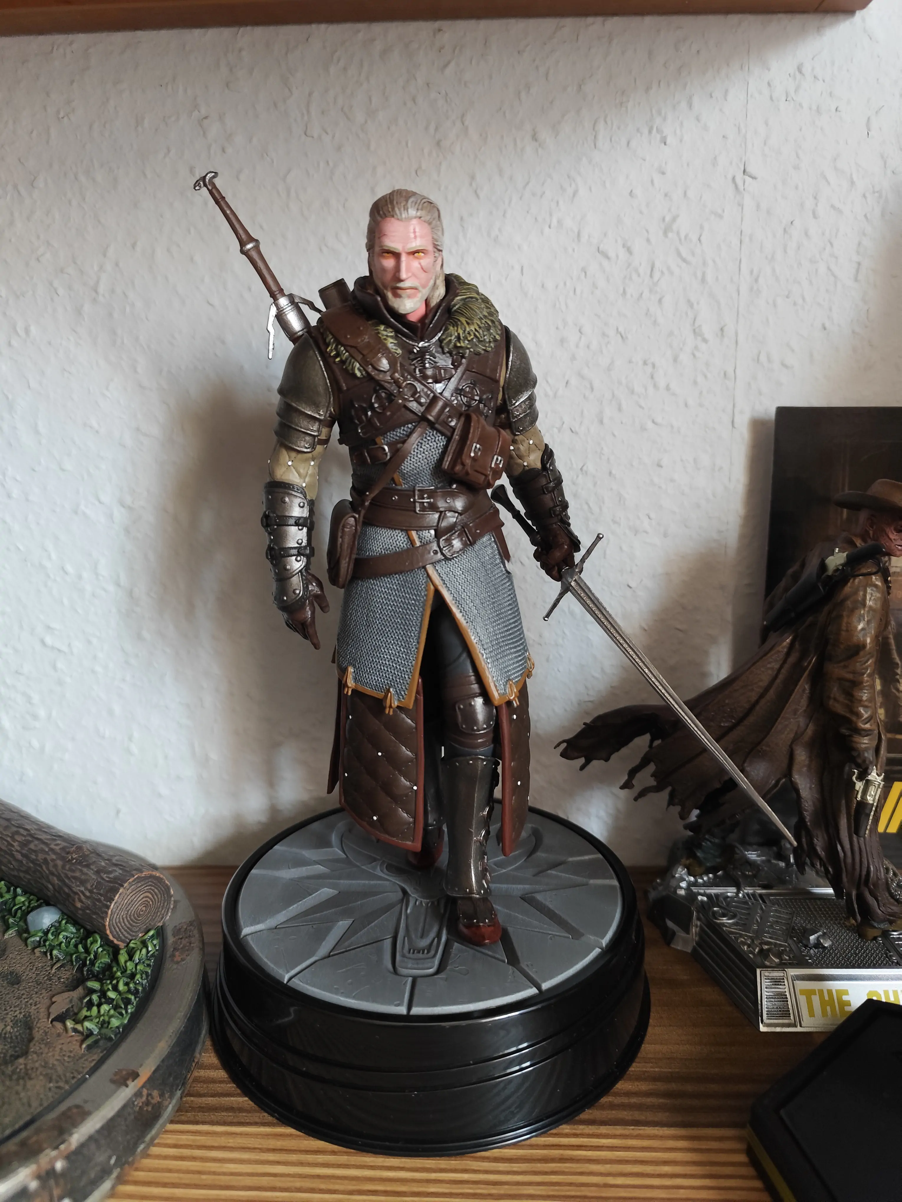 Witcher 3 Wild Hunt Geralt Grandmaster Ursine szobor 24cm termékfotó