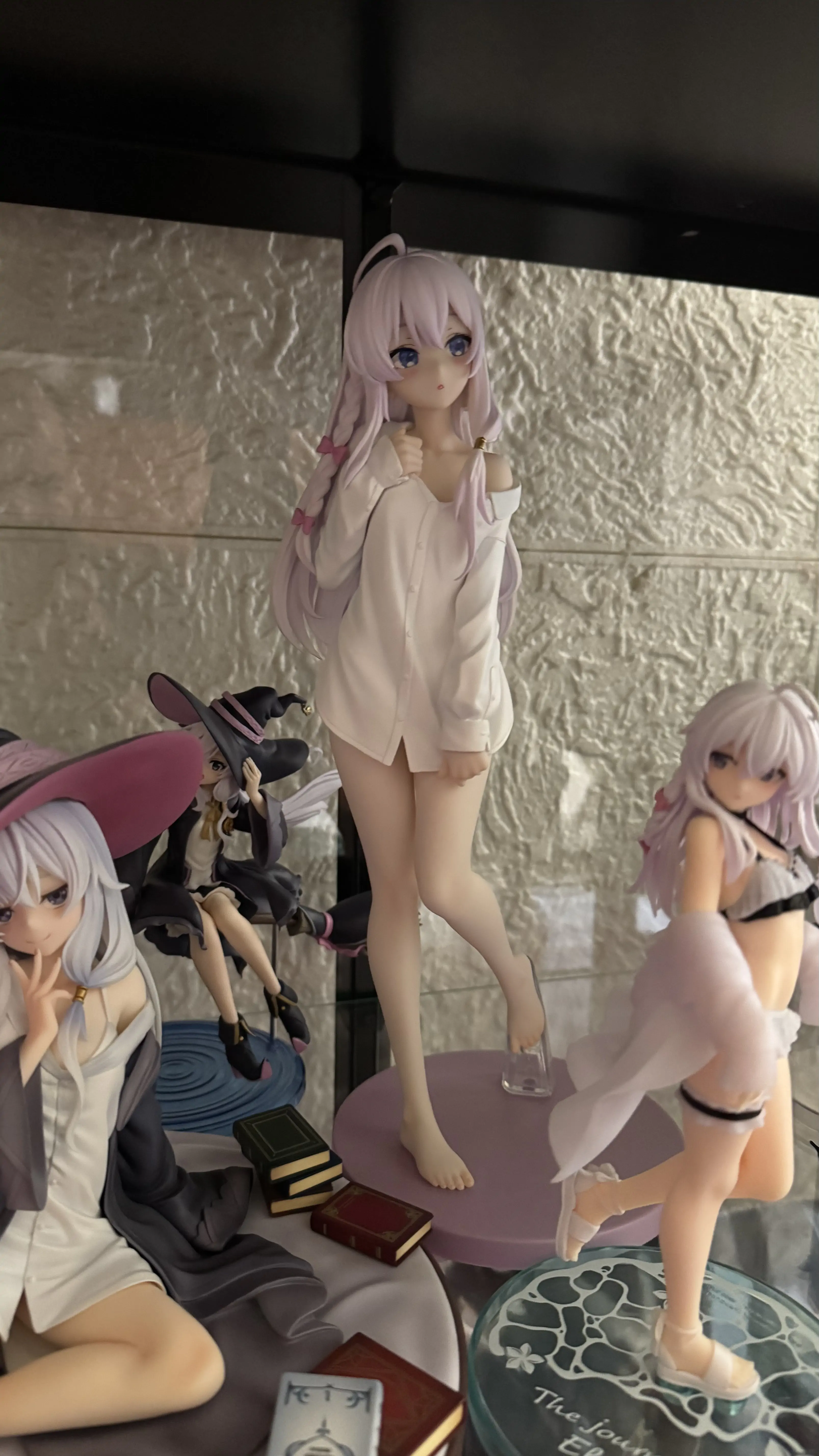 Wandering Witch: The Journey of Elaina Tenitol Tall Elania Shirt Ver. PVC szobor figura 30 cm termékfotó