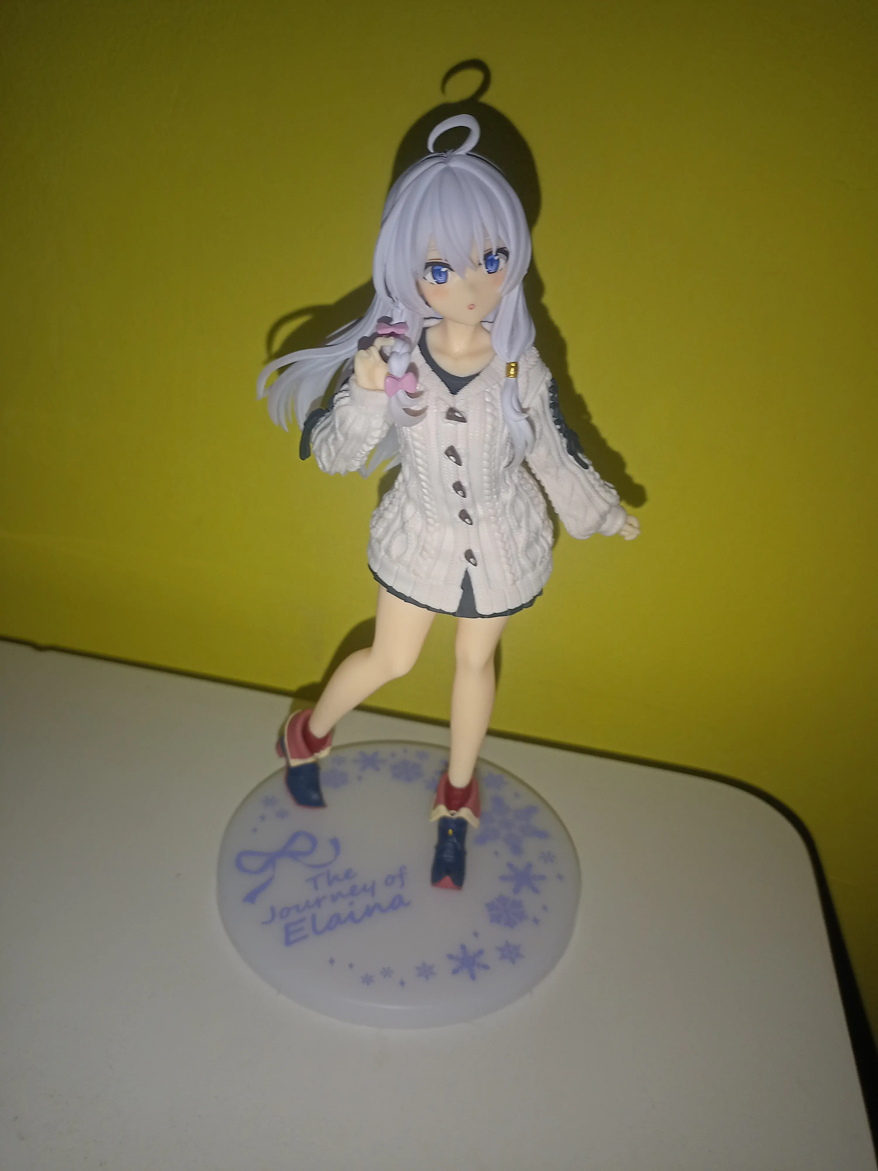 Wandering Witch: The Journey of Elaina Elaina Knit Sweater Ver. PVC szobor figura 18 cm termékfotó