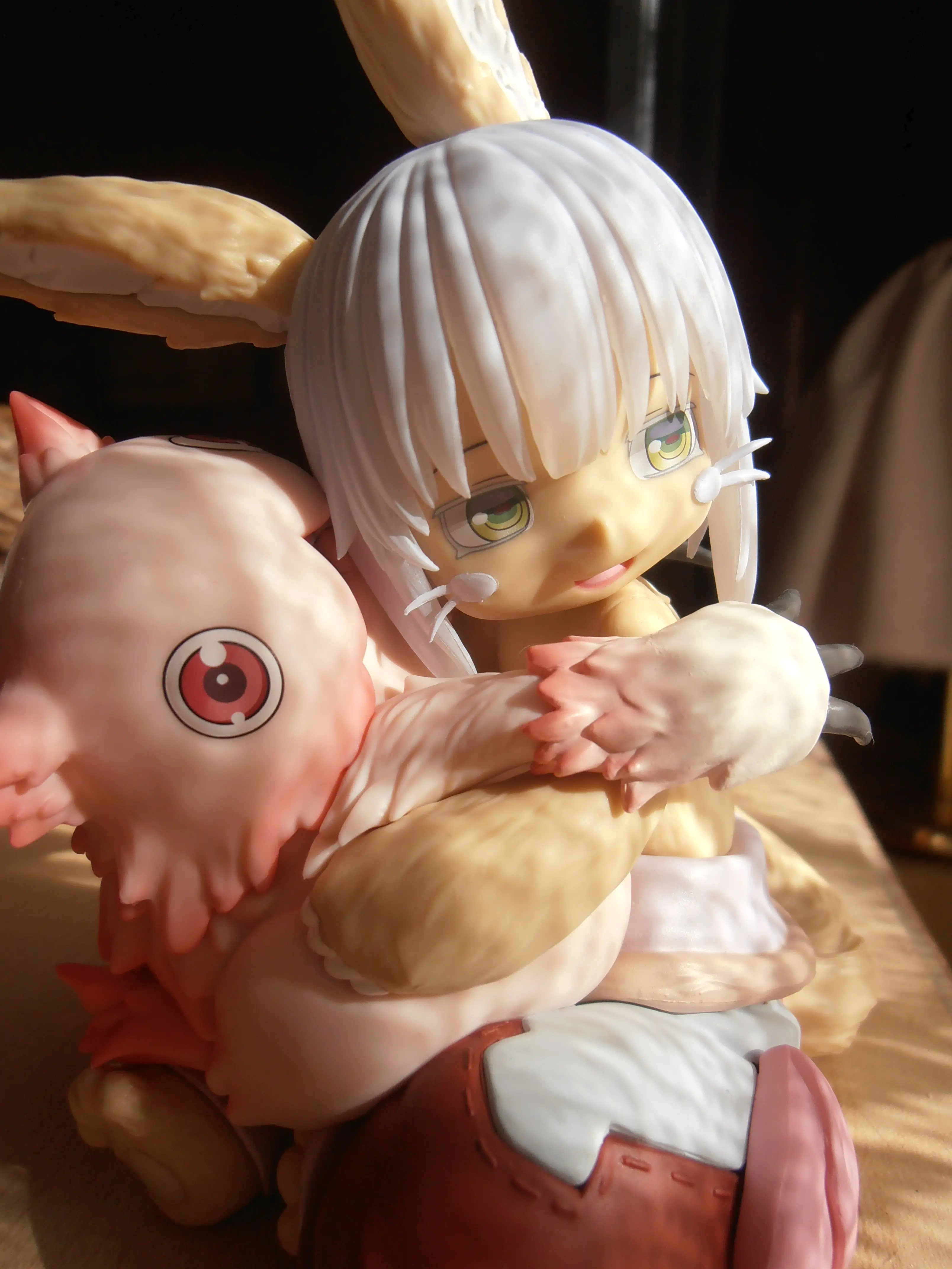 Made in Abyss: The Golden City of the Scorching Sun Desktop Cute figura Nanachi &amp; Mitty Reissue PVC szobor figura 13 cm termékfotó