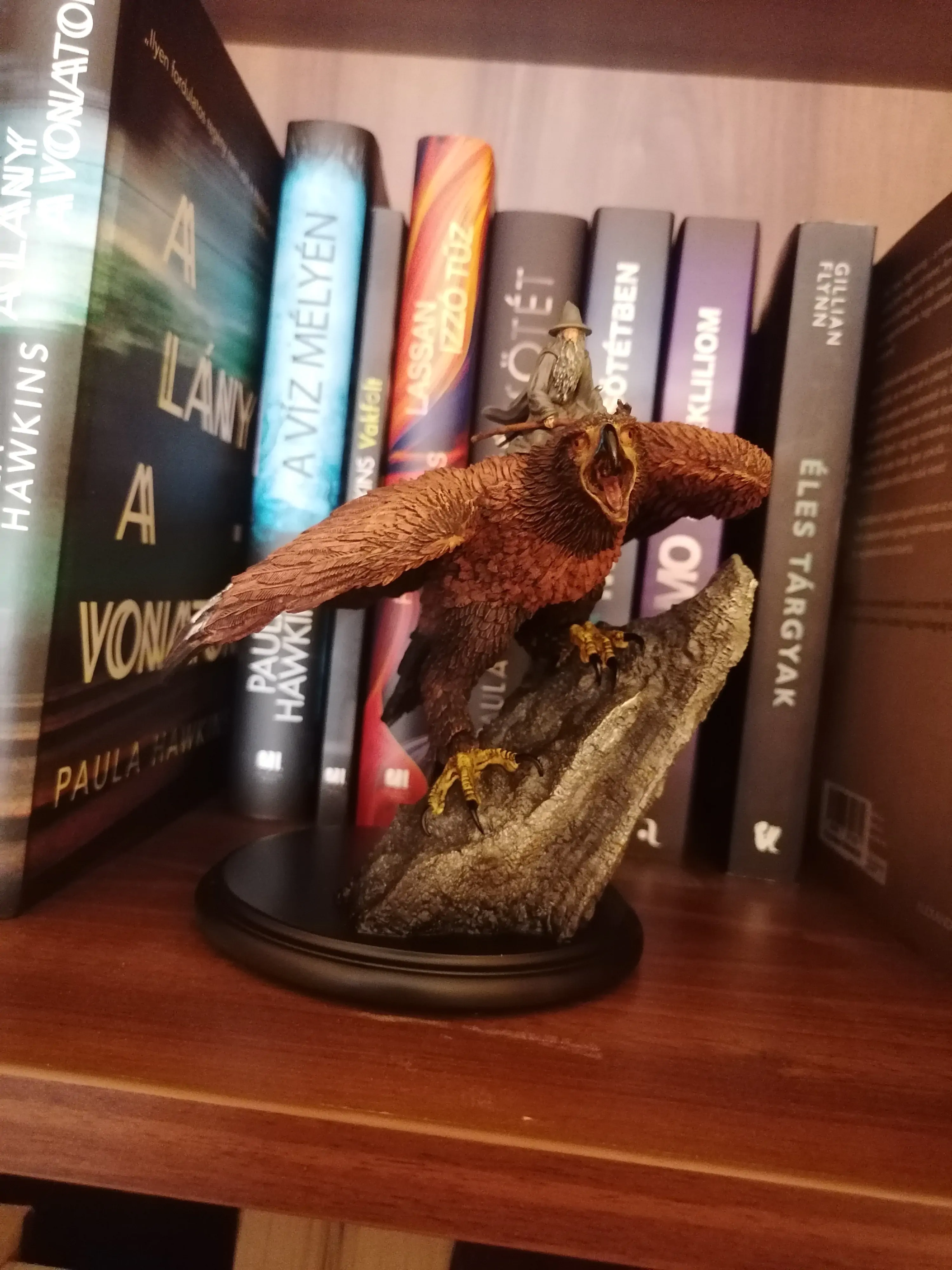 Lord of the Rings Gandalf on Gwaihir szobor figura 15 cm termékfotó