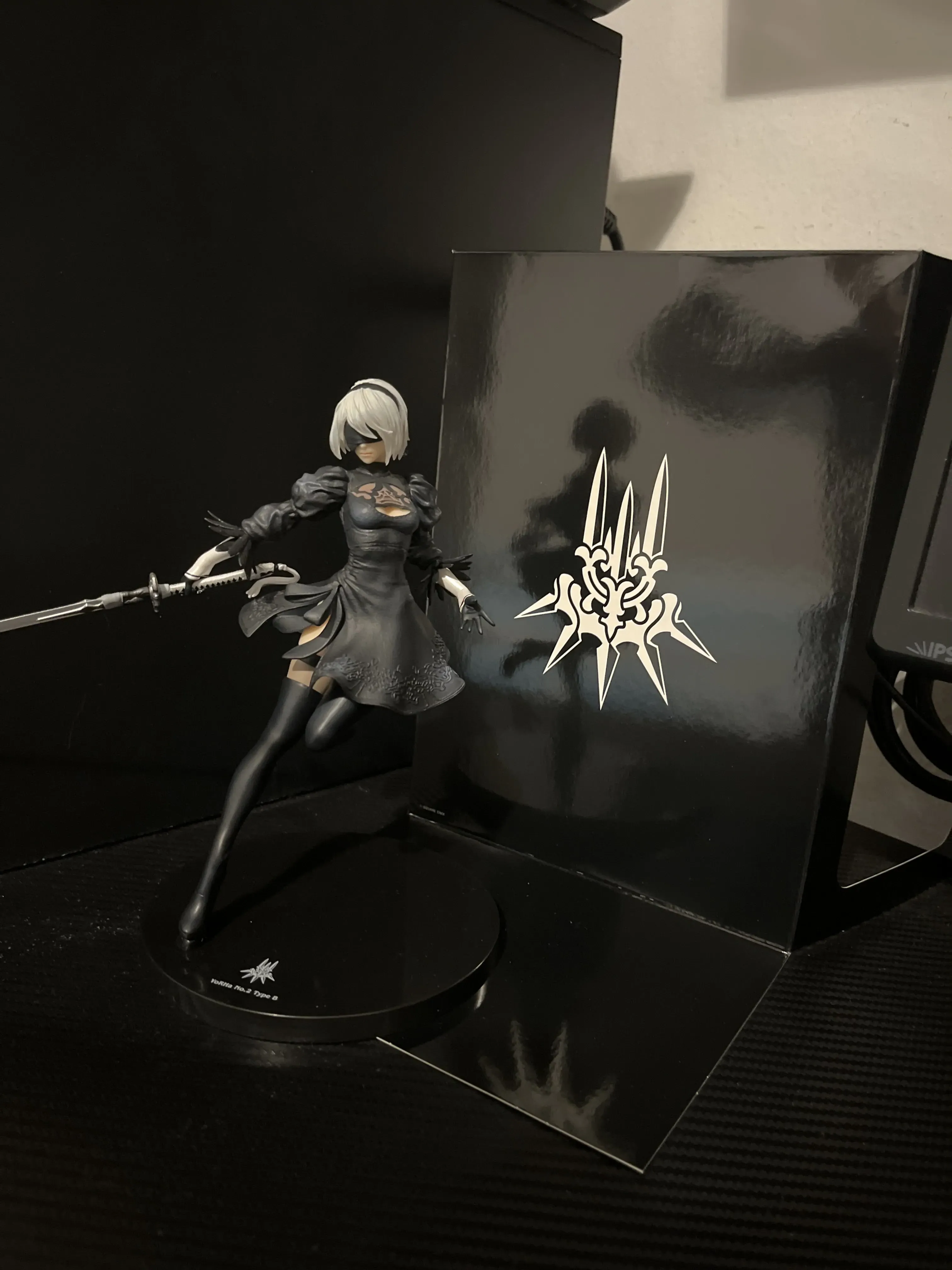 NieR:Automata FORM-ISM YoRHa Android 2B (YoRHa No.2 Type B) PVC szobor figura 18 cm termékfotó