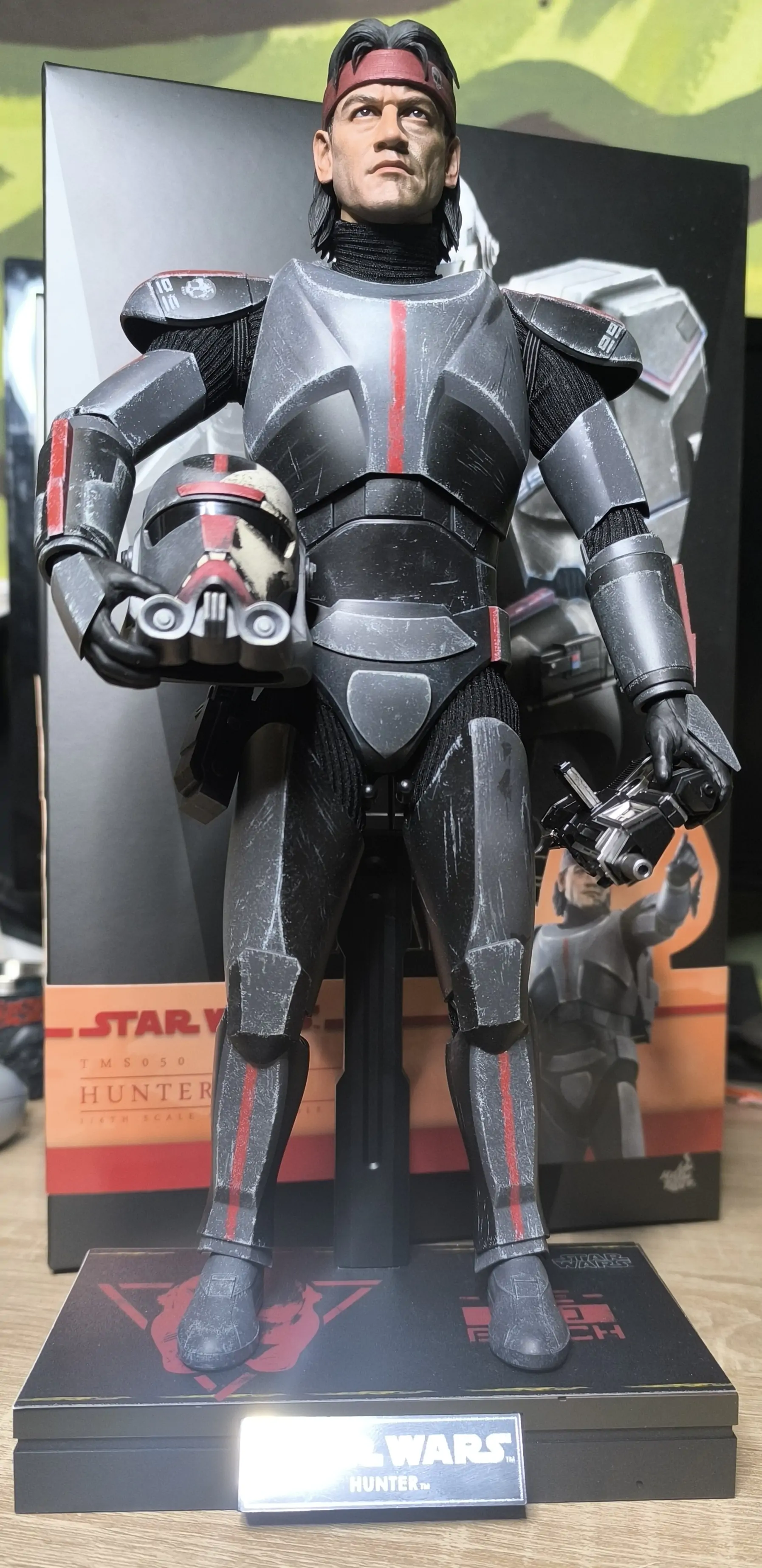 Star Wars: The Bad Batch 1/6 Hunter akciófigura 30 cm termékfotó