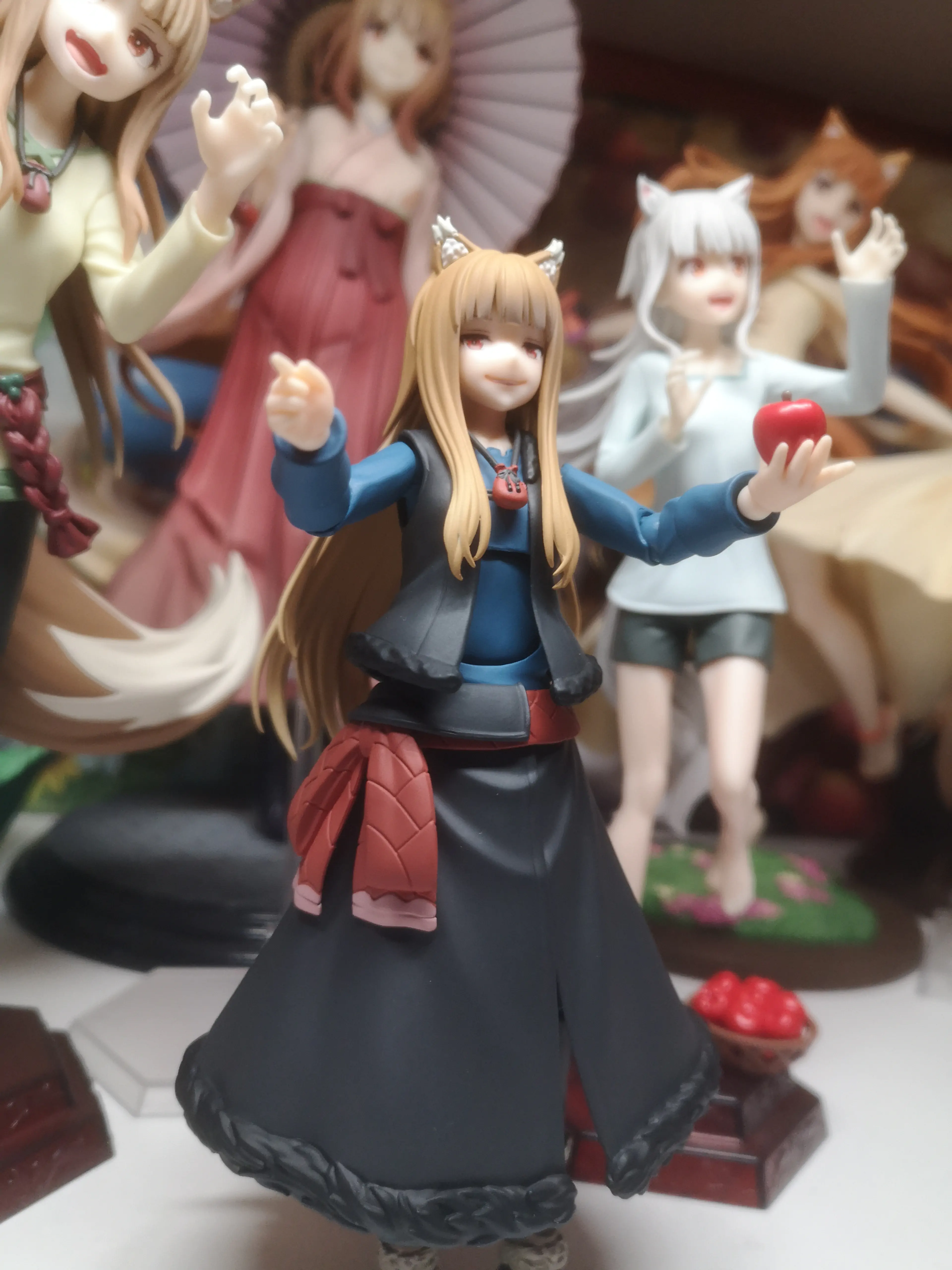Spice and Wolf: Merchant Meets the Wise Wolf Figma akciófigura Holo 15 cm termékfotó