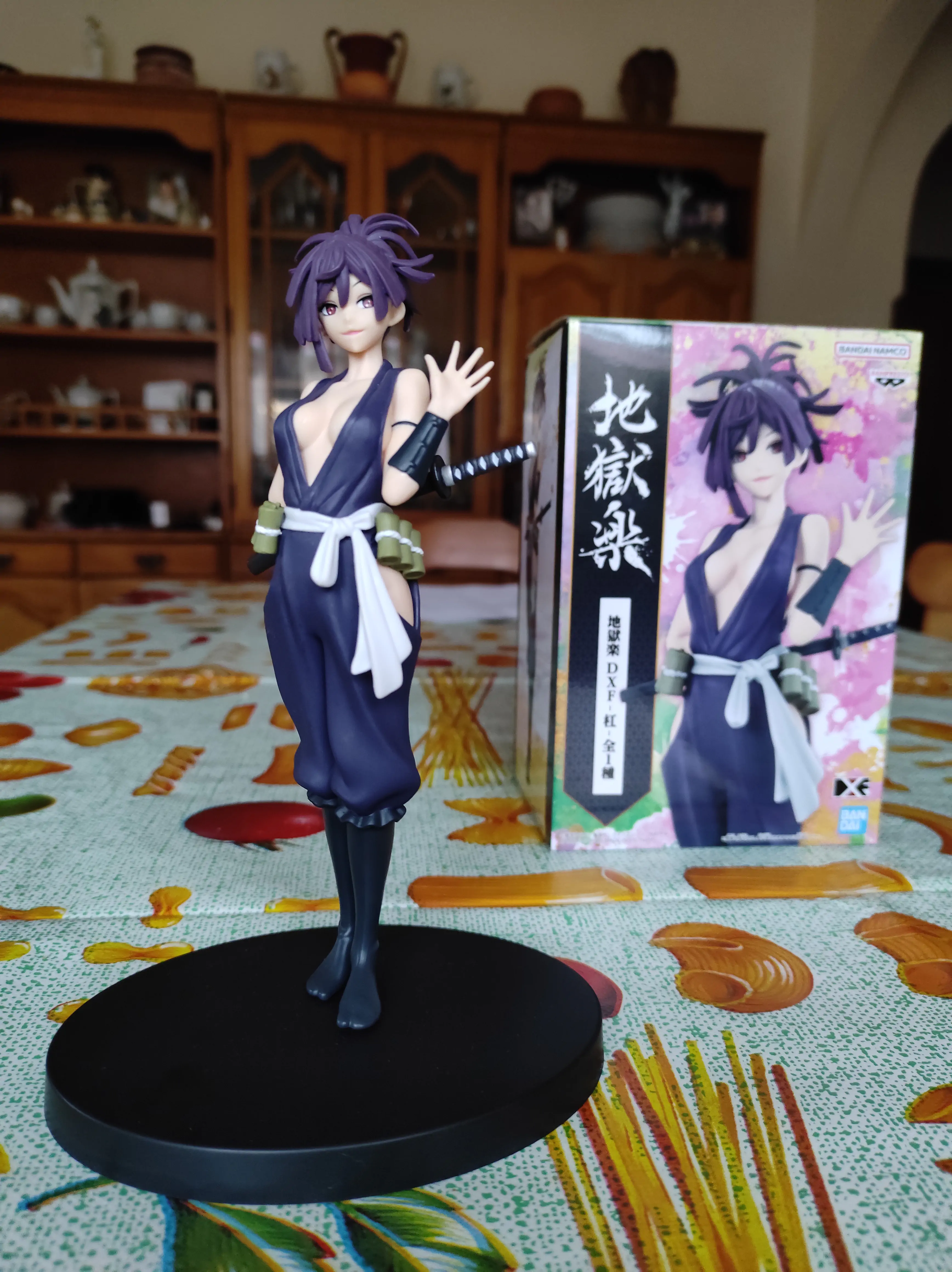 Hells Paradise DXF Yuzuriha figura 17cm termékfotó