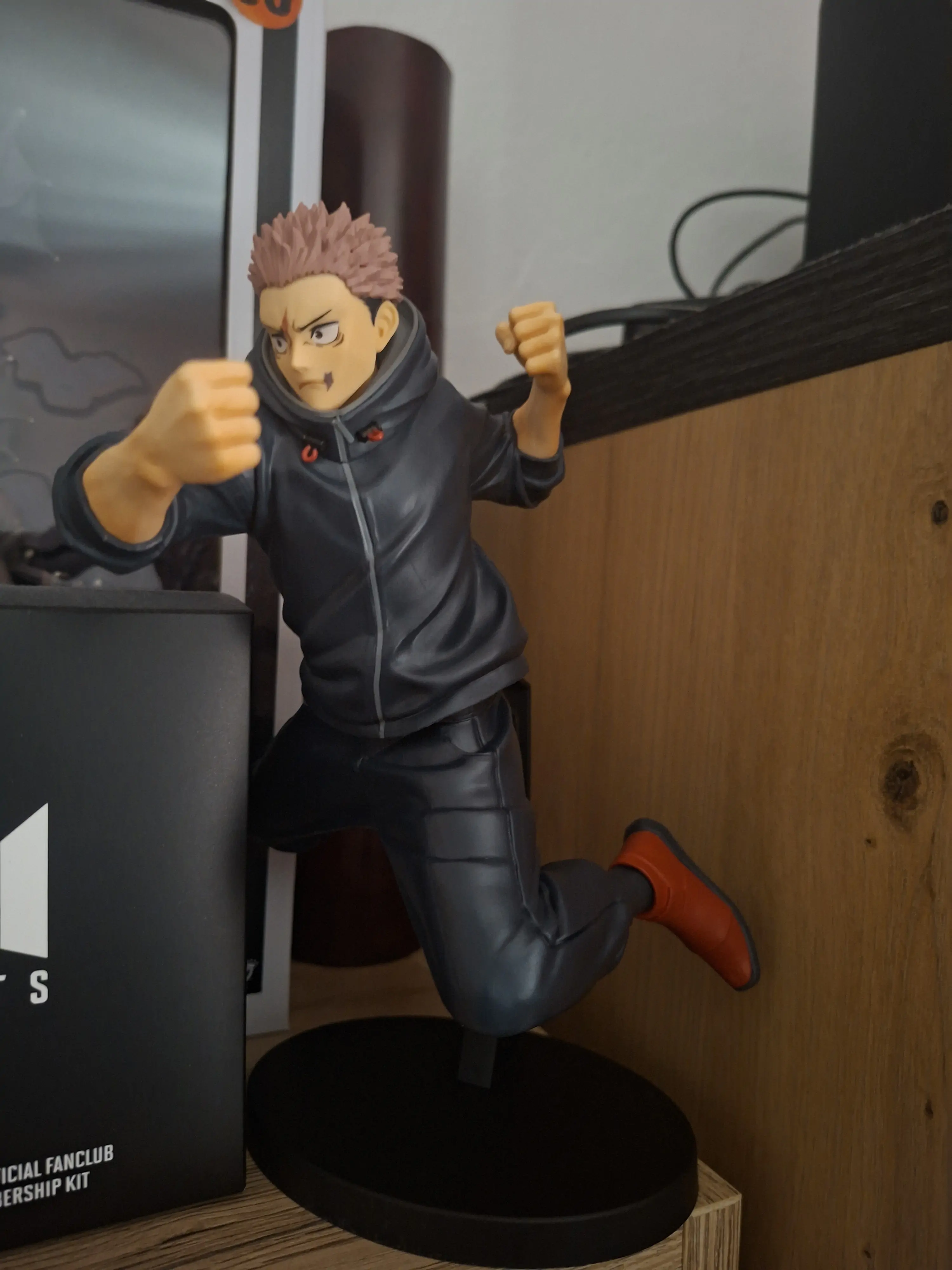 Jujutsu Kaisen Yuji Itadori Maximatic figura 20cm termékfotó