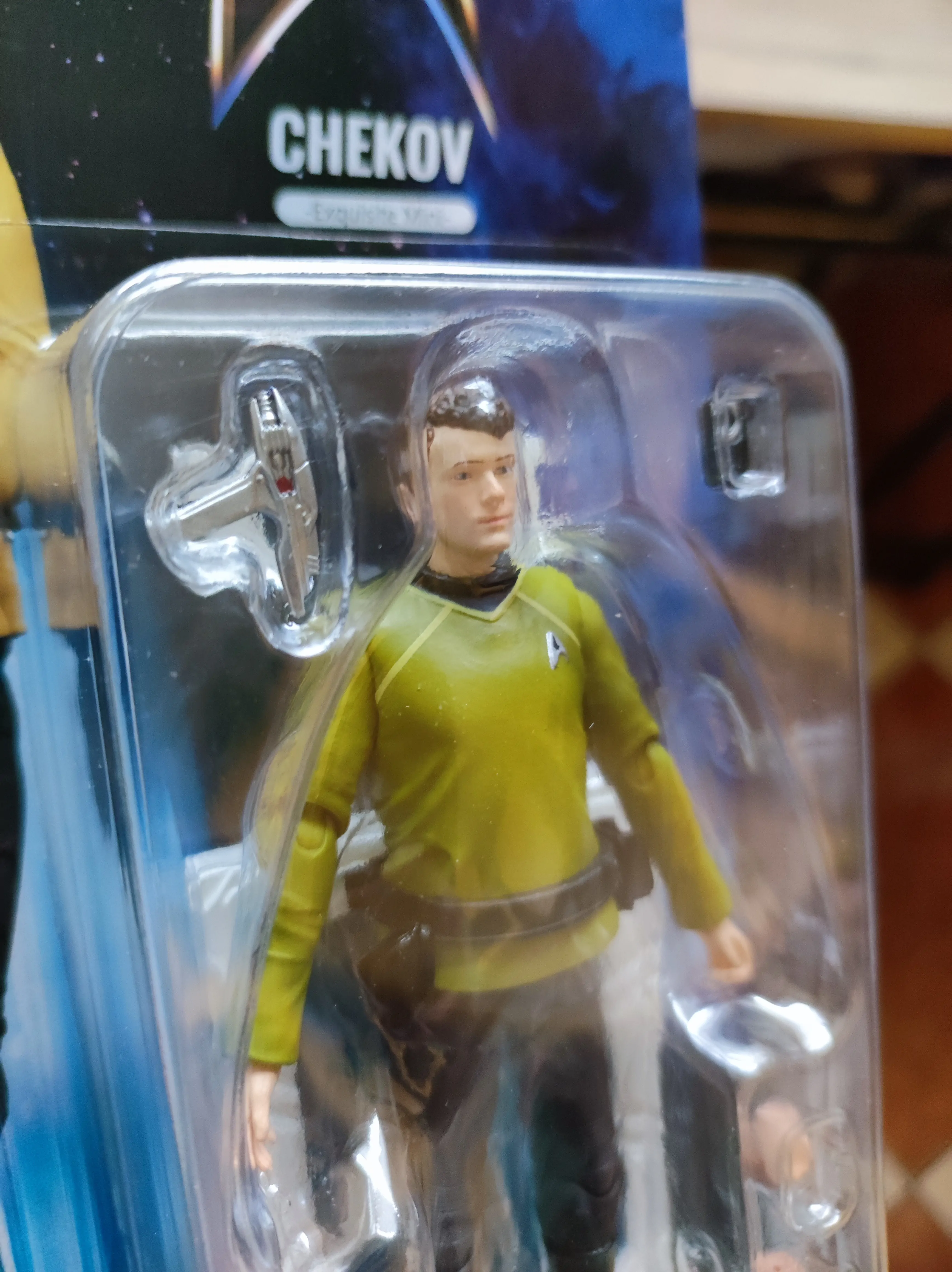 Star Trek Exquisite 1/18 Star Trek 2009 Chekov Mini akciófigura 10 cm termékfotó
