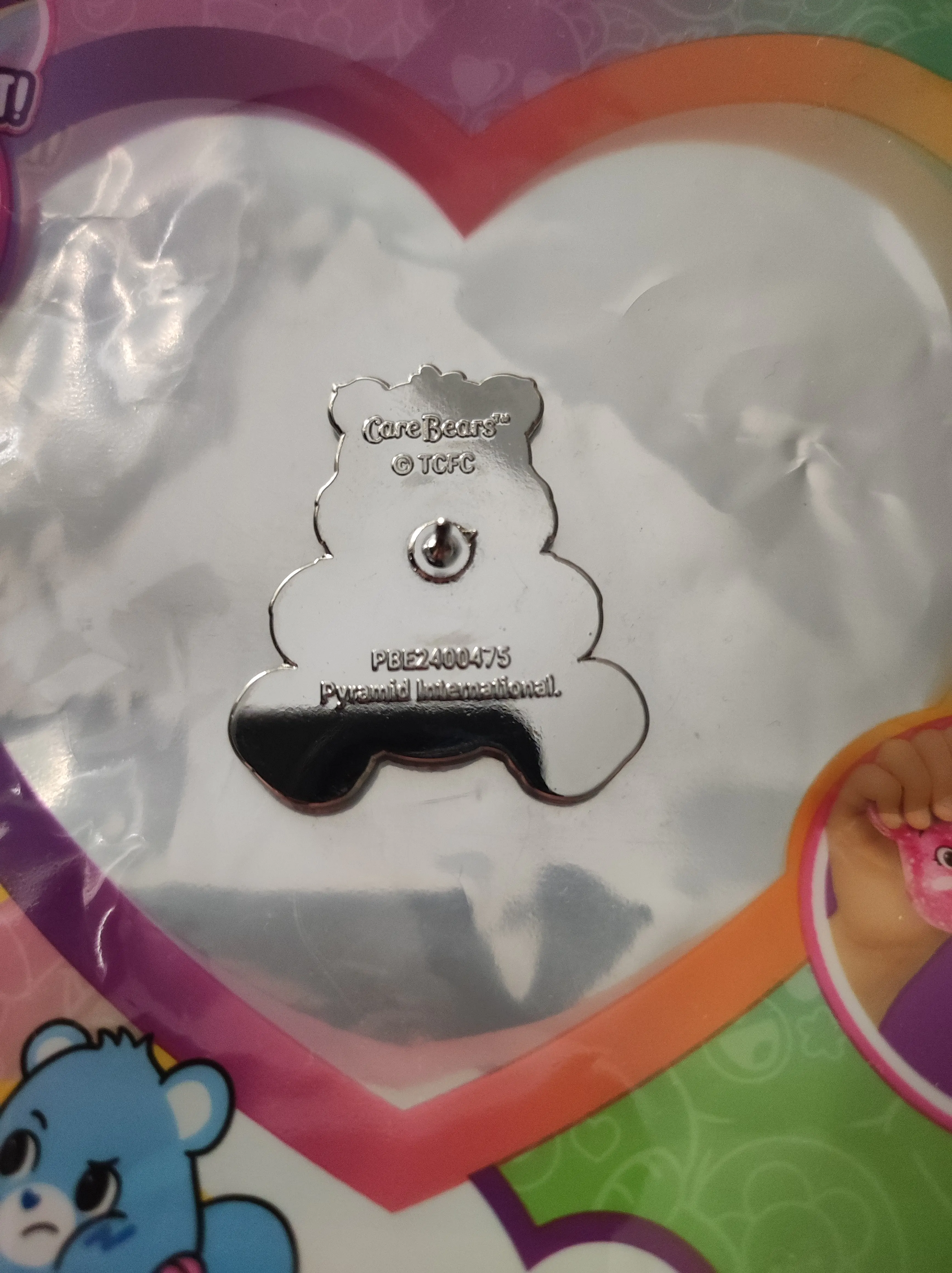 Gondos Bocsok Harmony Bear zománcozott kitűző kitűző termékfotó