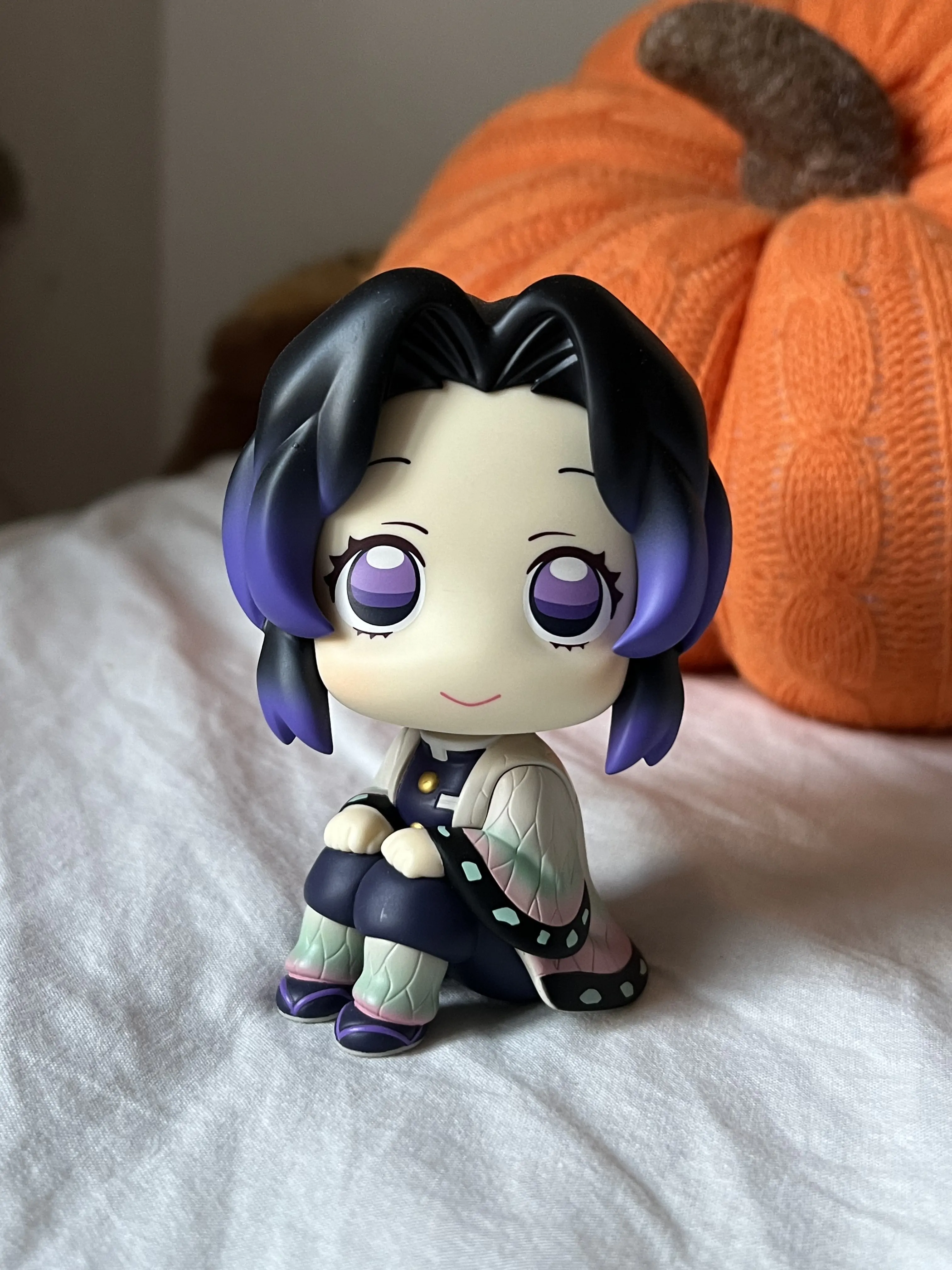 Demon Slayer Kimetsu no Yaiba Look Up Shinobu Kocho PVC szobor figura 11 cm termékfotó