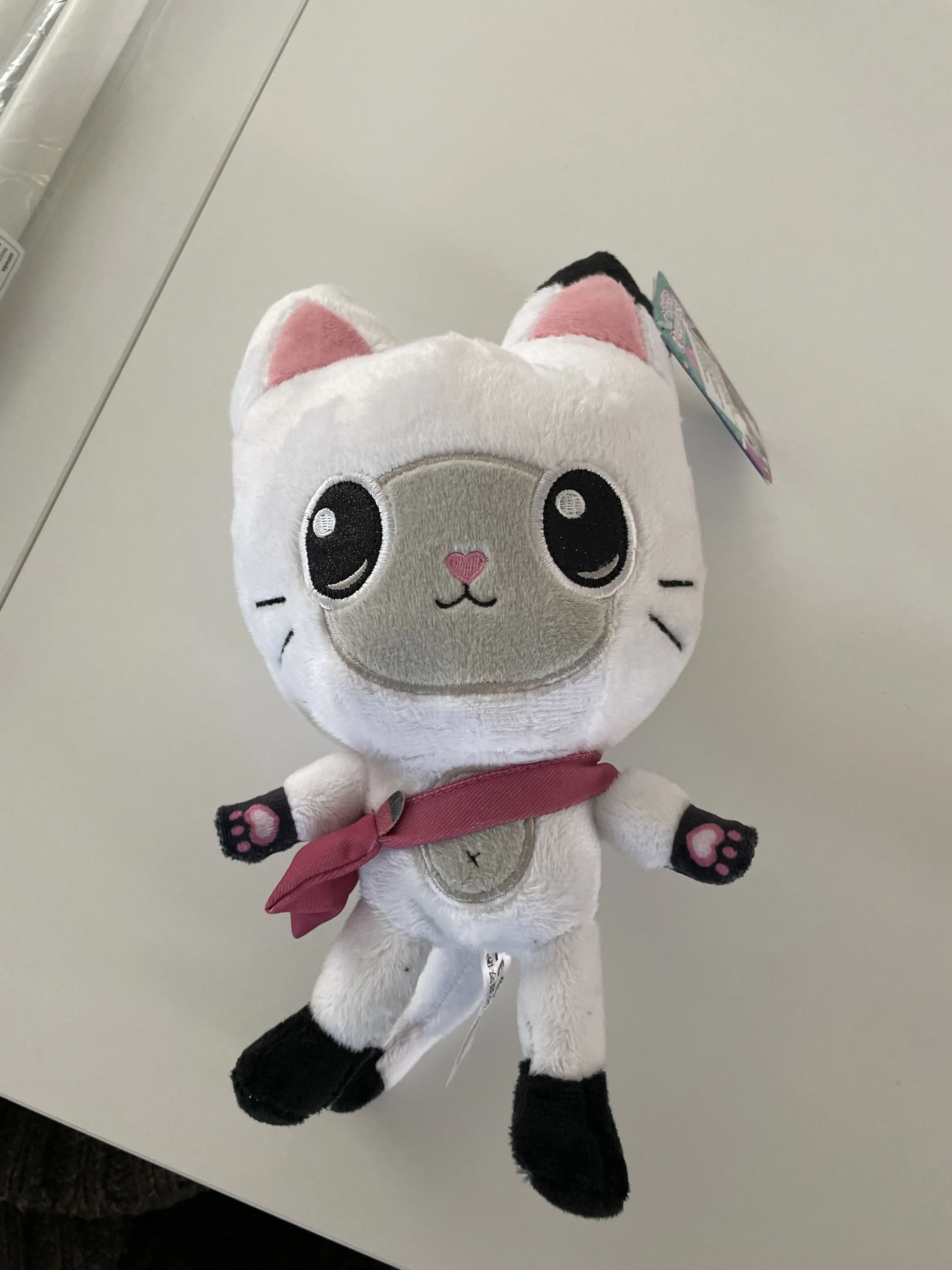 Gabbys Dollhouse Pandy Paws plüss 25cm termékfotó