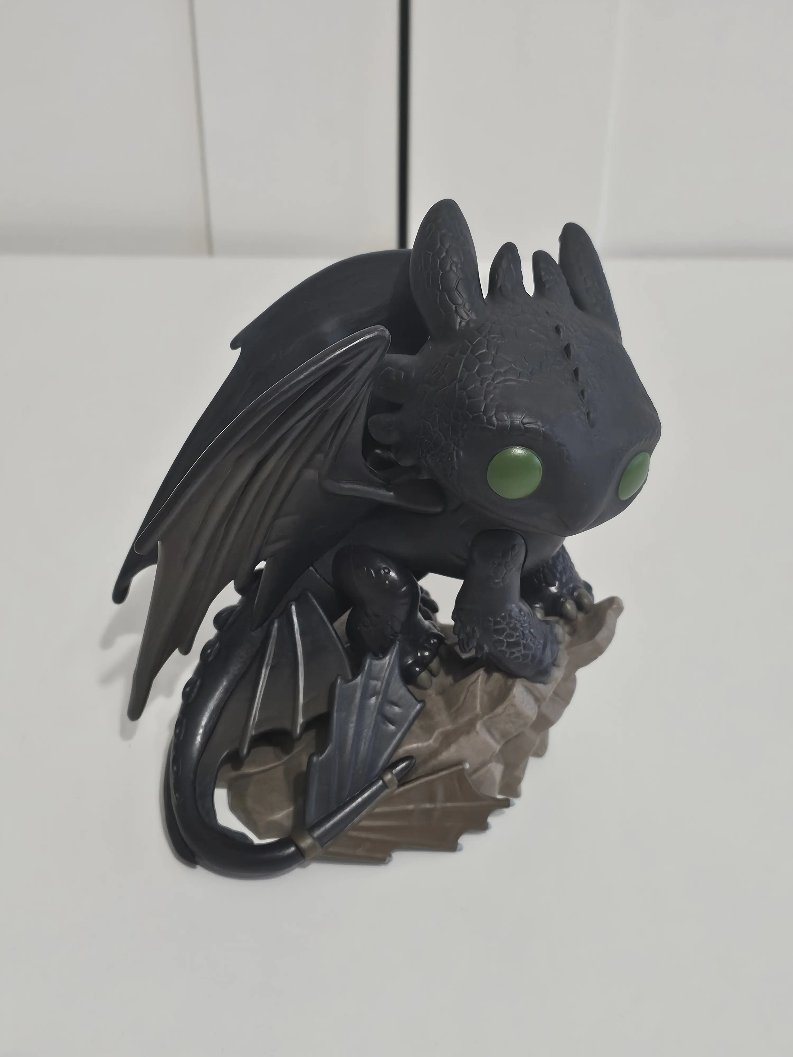 How to Train Your Dragon LAM Funko POP! Deluxe Vinyl figura Toothless 16 cm termékfotó