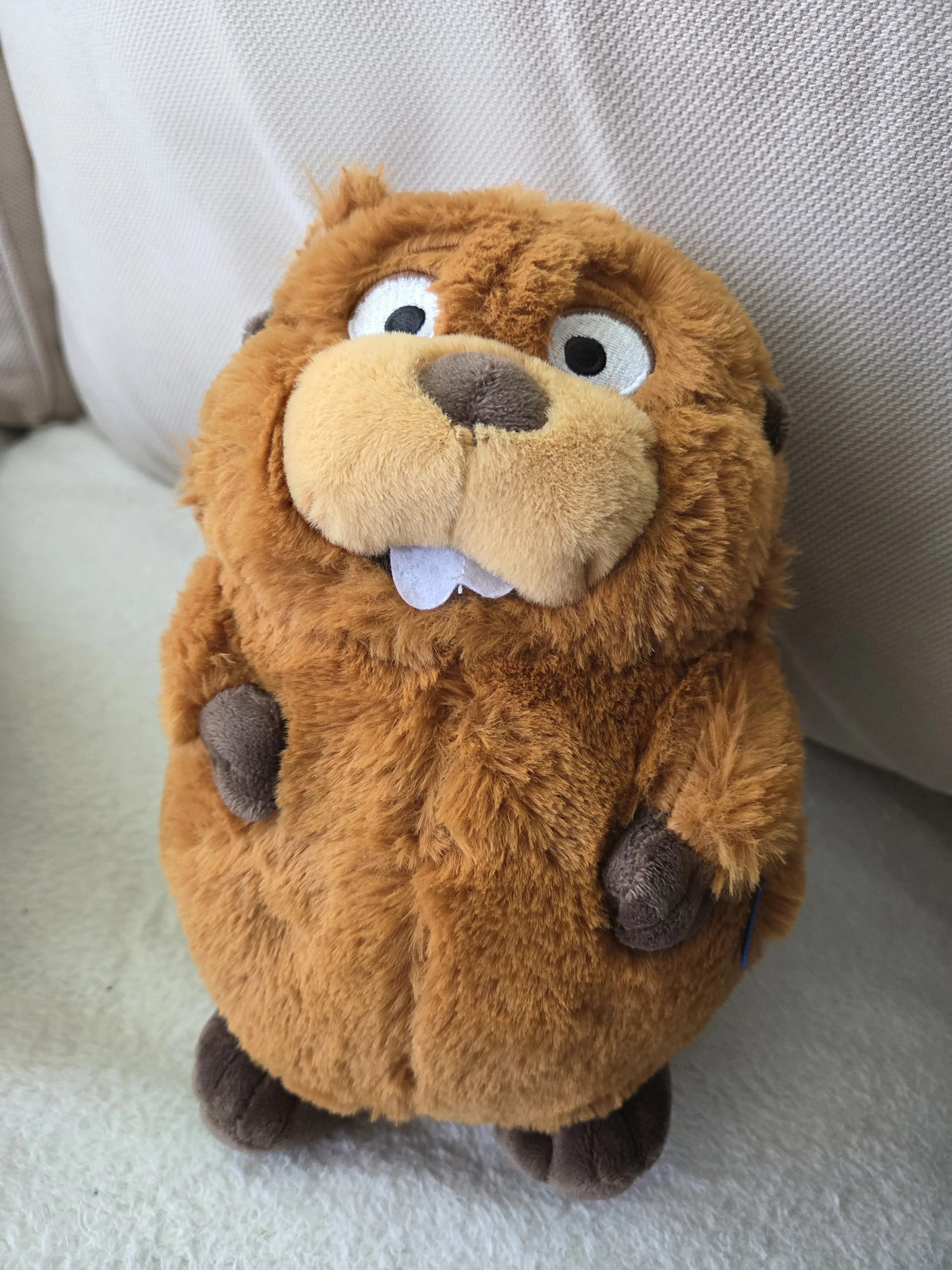 Disney Pixar Hoppers Beaver Mabel plüss 22cm termékfotó