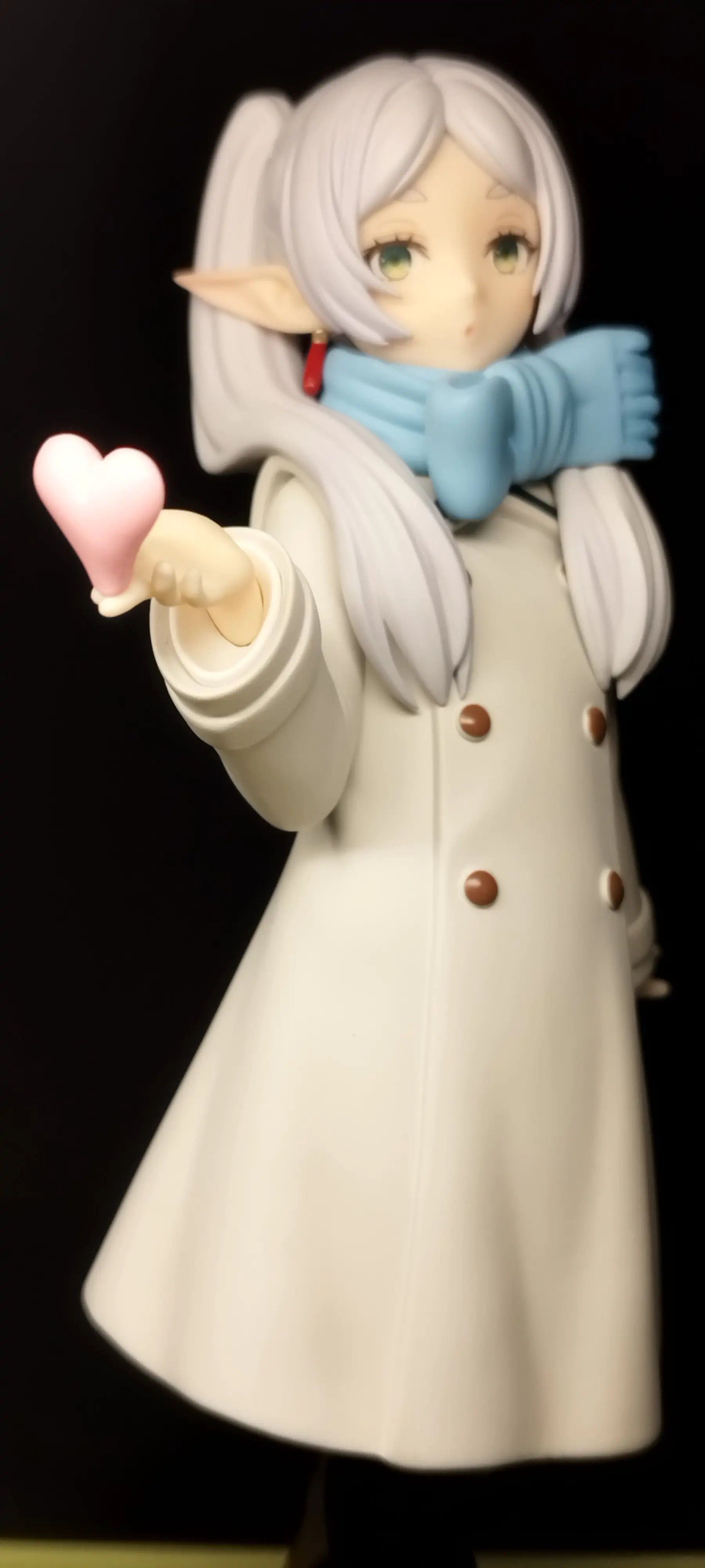 Frieren: Beyond Journey&#039;s End Pop Up Parade Frieren Blow Kiss Ver. PVC szobor figura 16 cm termékfotó
