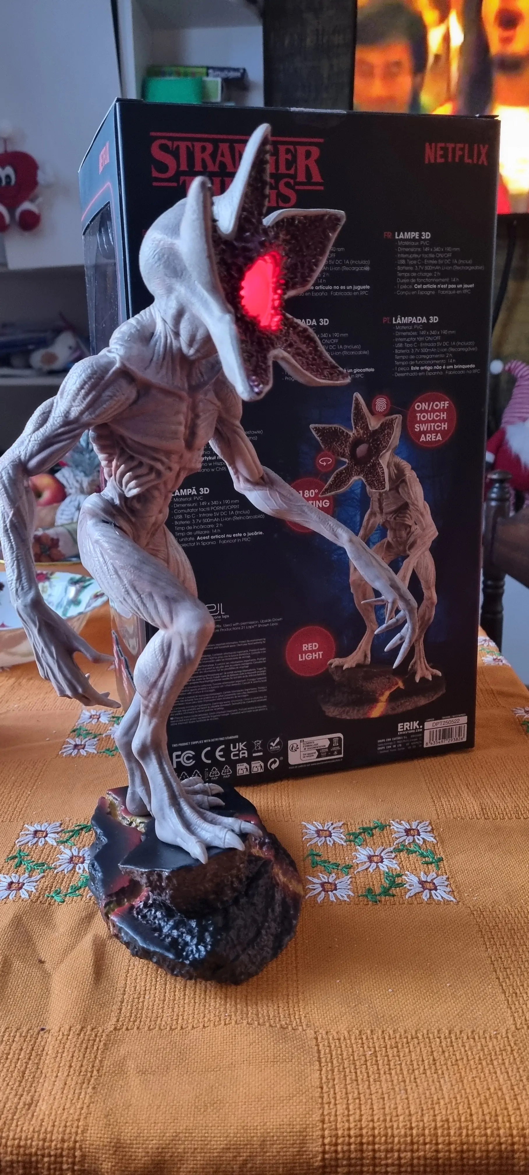 Stranger Things Demogorgon lámpa termékfotó