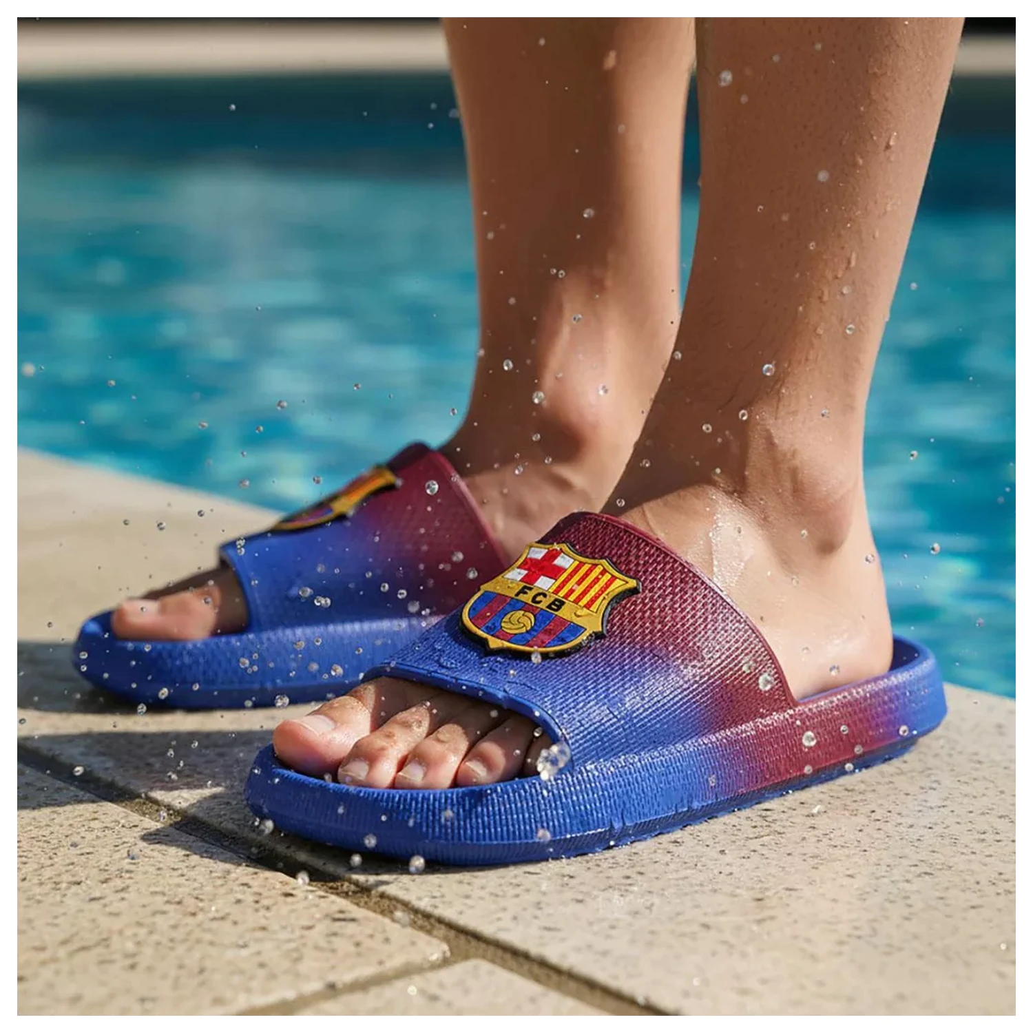 FC Barcelona Logo felnőtt papucs termékfotó