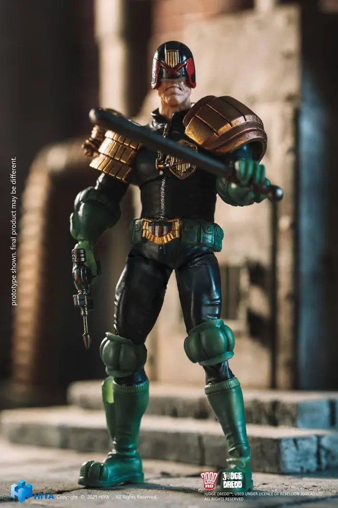 2000 AD Exquisite 1/18 Judge Dredd Mini akciófigura 10 cm termékfotó