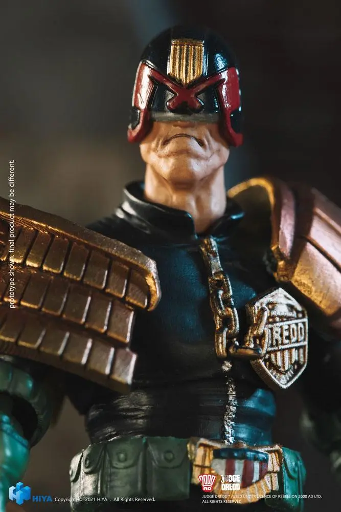 2000 AD Exquisite 1/18 Judge Dredd Mini akciófigura 10 cm termékfotó