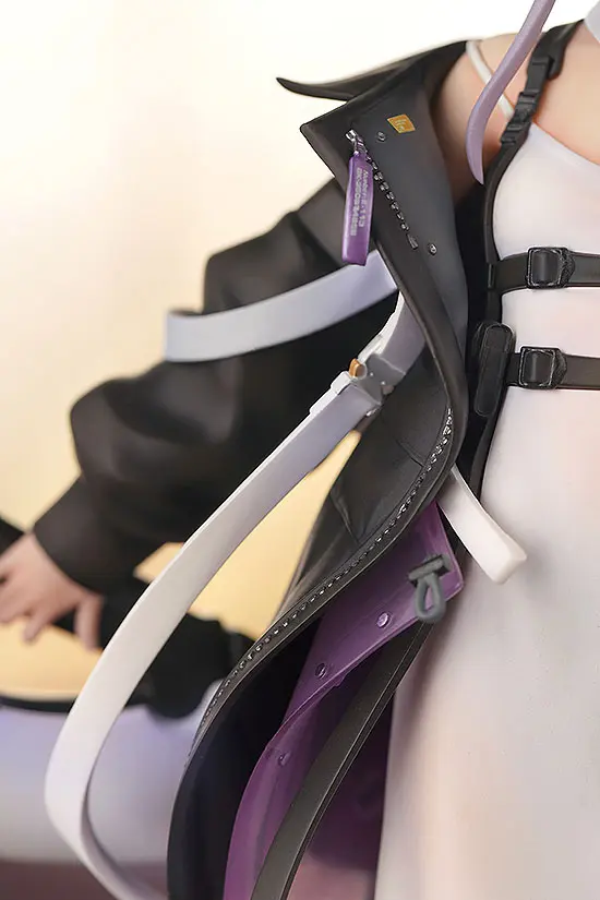 A-Z: 1/7 [E] PVC szobor figura 24 cm termékfotó