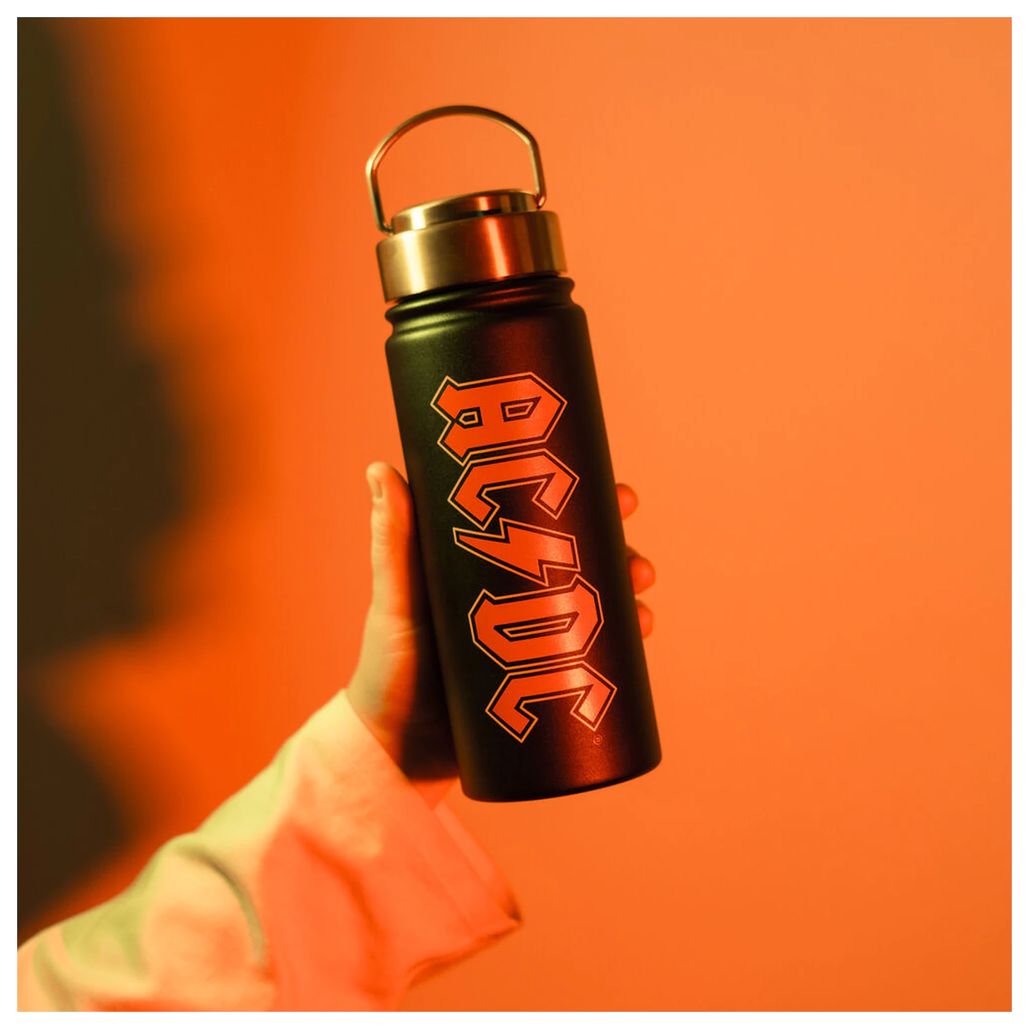 AC/DC rozsdamentes acél palack kulacs 500ml termékfotó