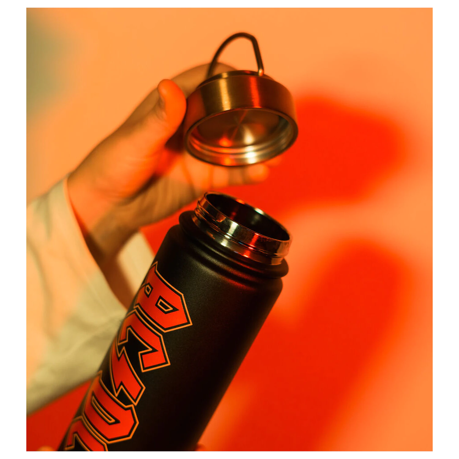 AC/DC rozsdamentes acél palack kulacs 500ml termékfotó