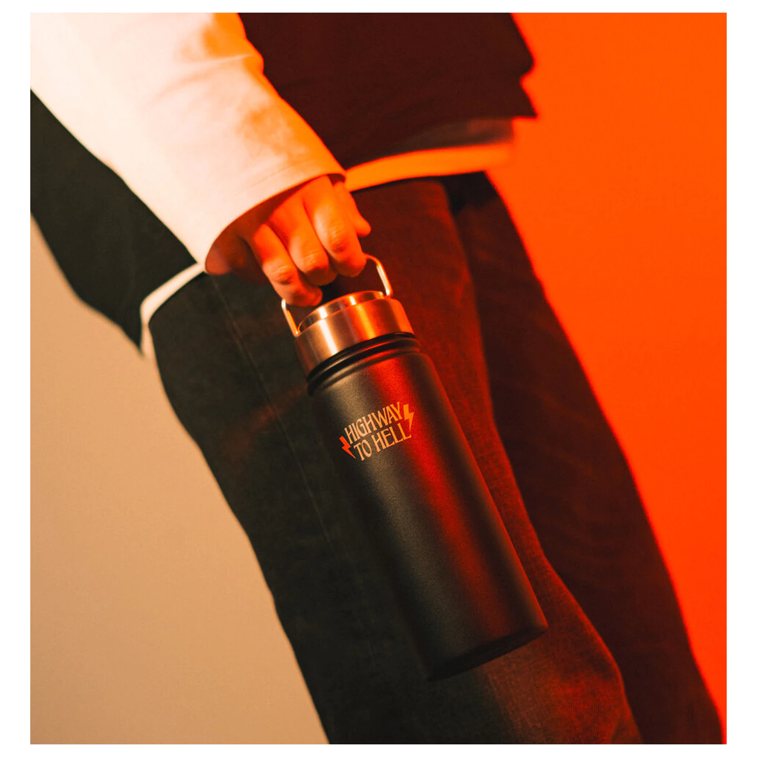 AC/DC rozsdamentes acél palack kulacs 500ml termékfotó