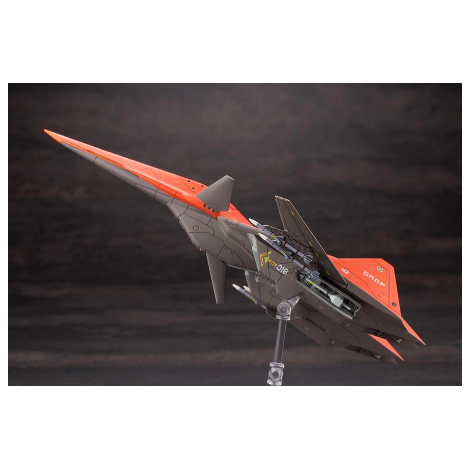 Ace Combat ADF-01 modell készlet 16cm termékfotó