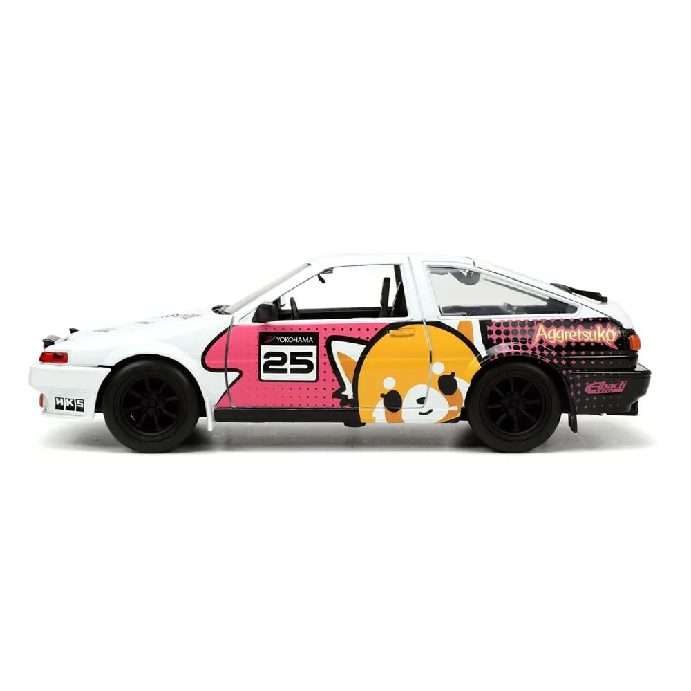 Aggretsuko Hollywood Rides Diecast Model 1/24 1986 Toyota Trueno és Aggretsuko figura termékfotó