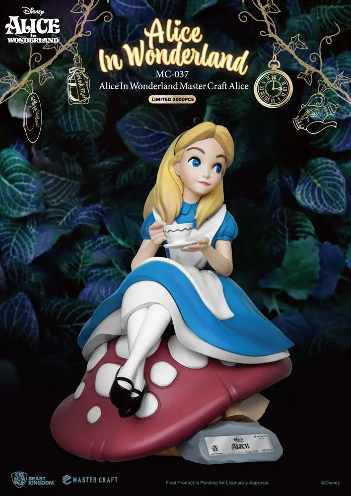 Alice Csodaországban Master Craft Alice szobor figura 36 cm termékfotó