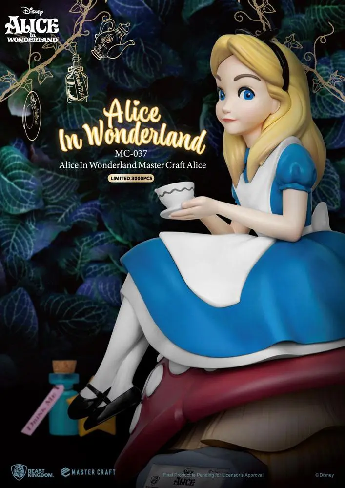 Alice Csodaországban Master Craft Alice szobor figura 36 cm termékfotó