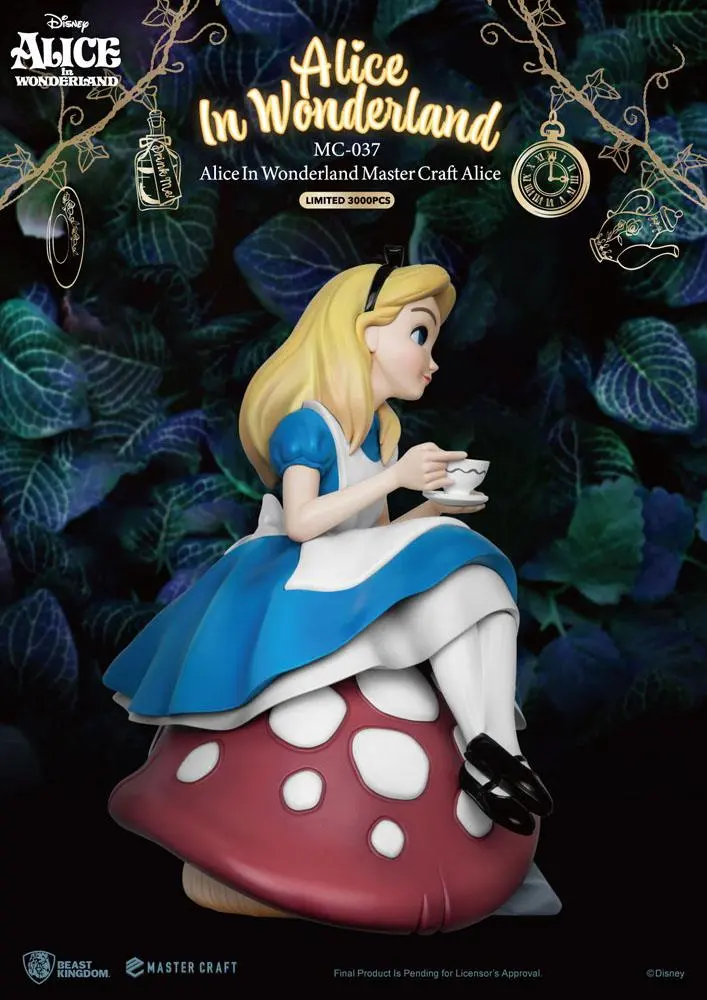 Alice Csodaországban Master Craft Alice szobor figura 36 cm termékfotó