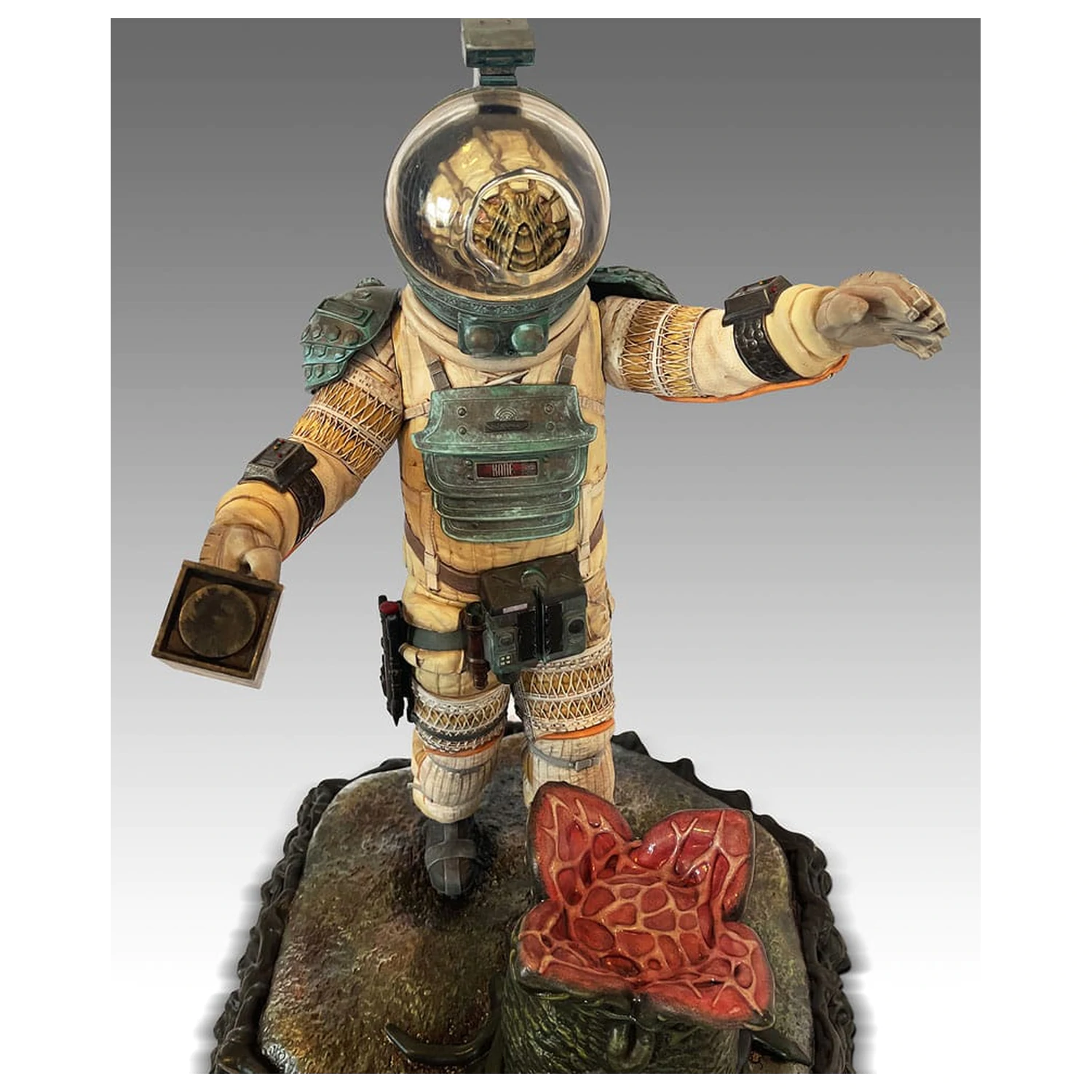 Alien 1/4 Officer Kane szobor figura 56 cm  termékfotó