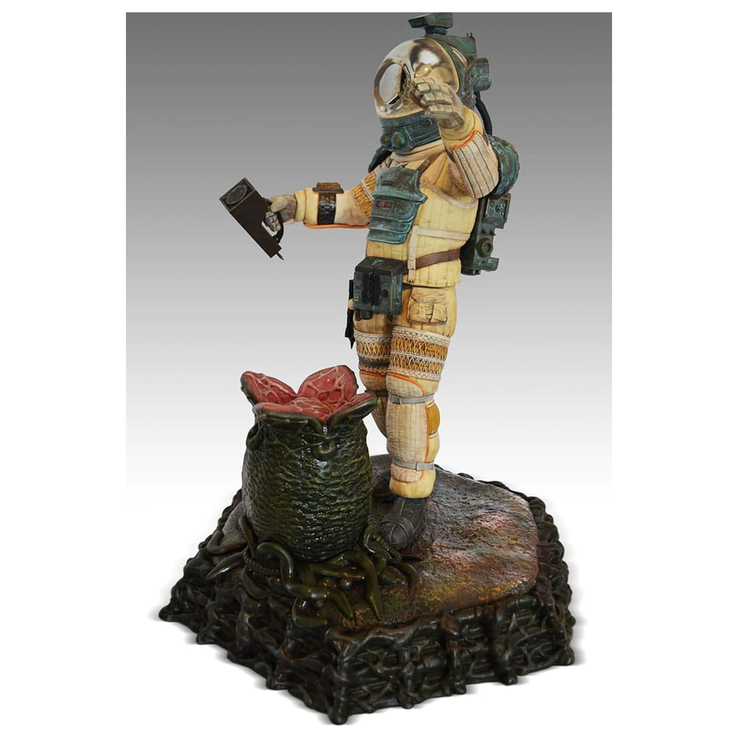 Alien 1/4 Officer Kane szobor figura 56 cm  termékfotó