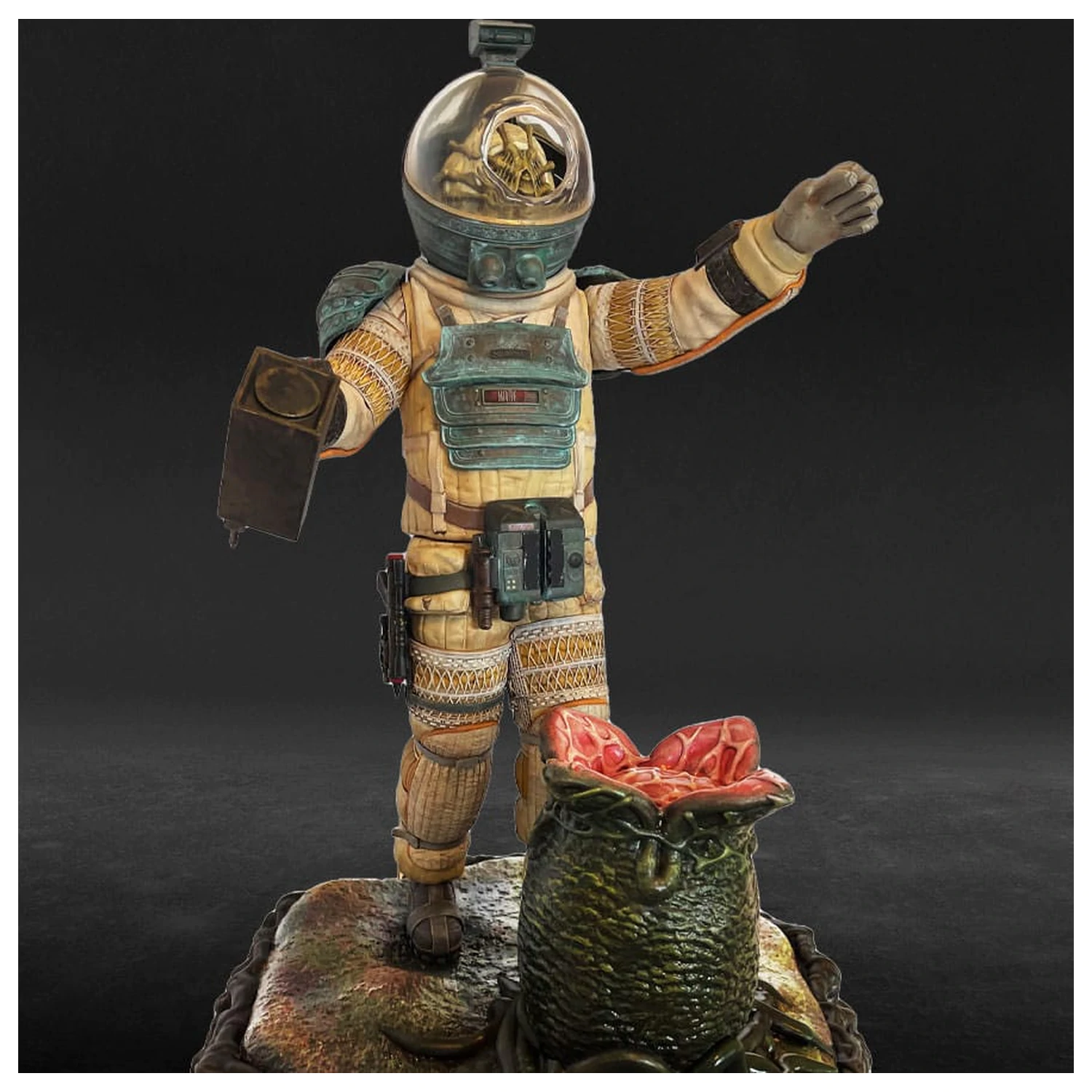 Alien 1/4 Officer Kane szobor figura 56 cm  termékfotó