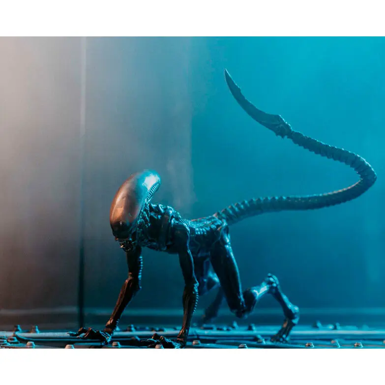 Alien 3 Dog Alien Look Up Exquisite Mini figura 10cm termékfotó