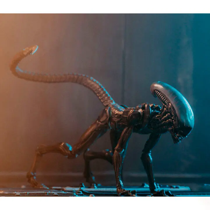Alien 3 Dog Alien Look Up Exquisite Mini figura 10cm termékfotó