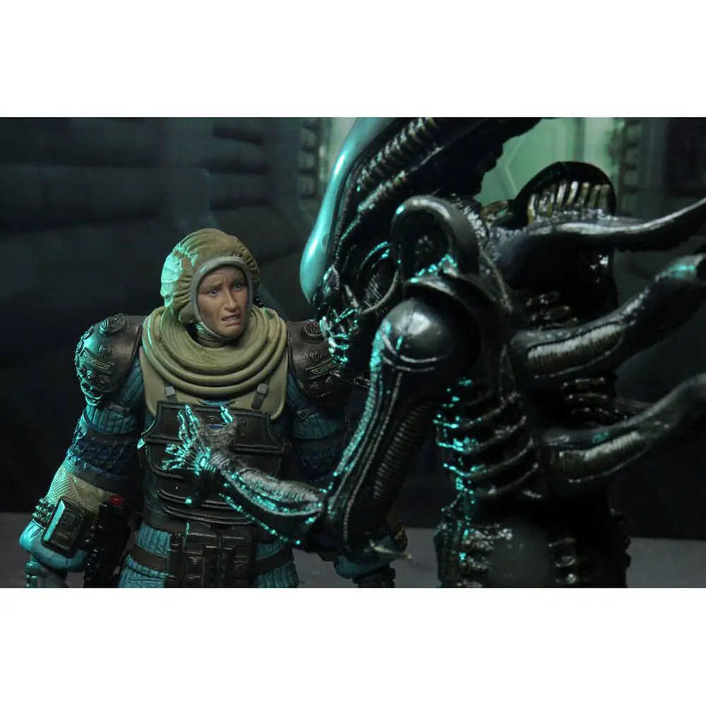 Alien 40. évforduló Lambert Compression figura 18cm termékfotó