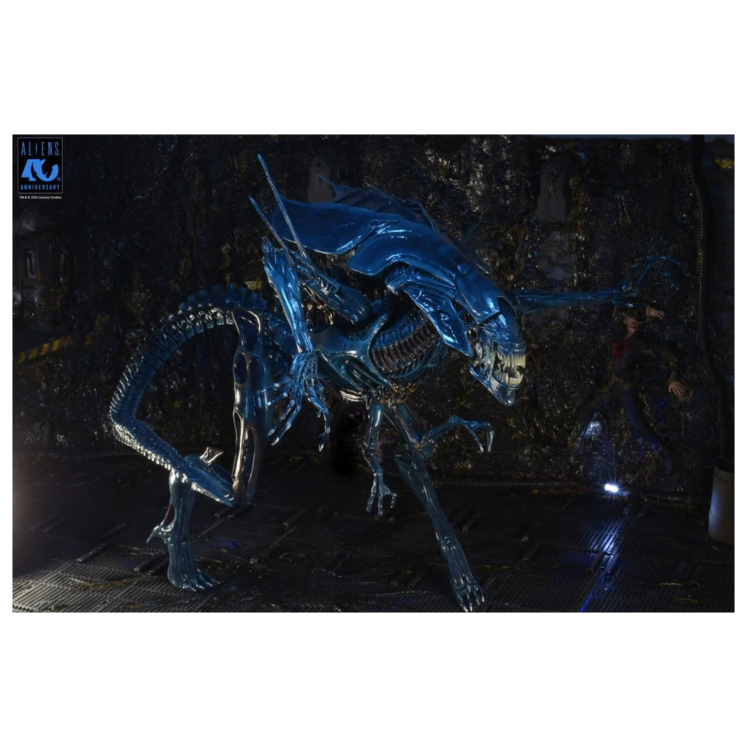 Aliens Ultra Deluxe Alien Queen (40th Anniversary) akciófigura 38 cm termékfotó