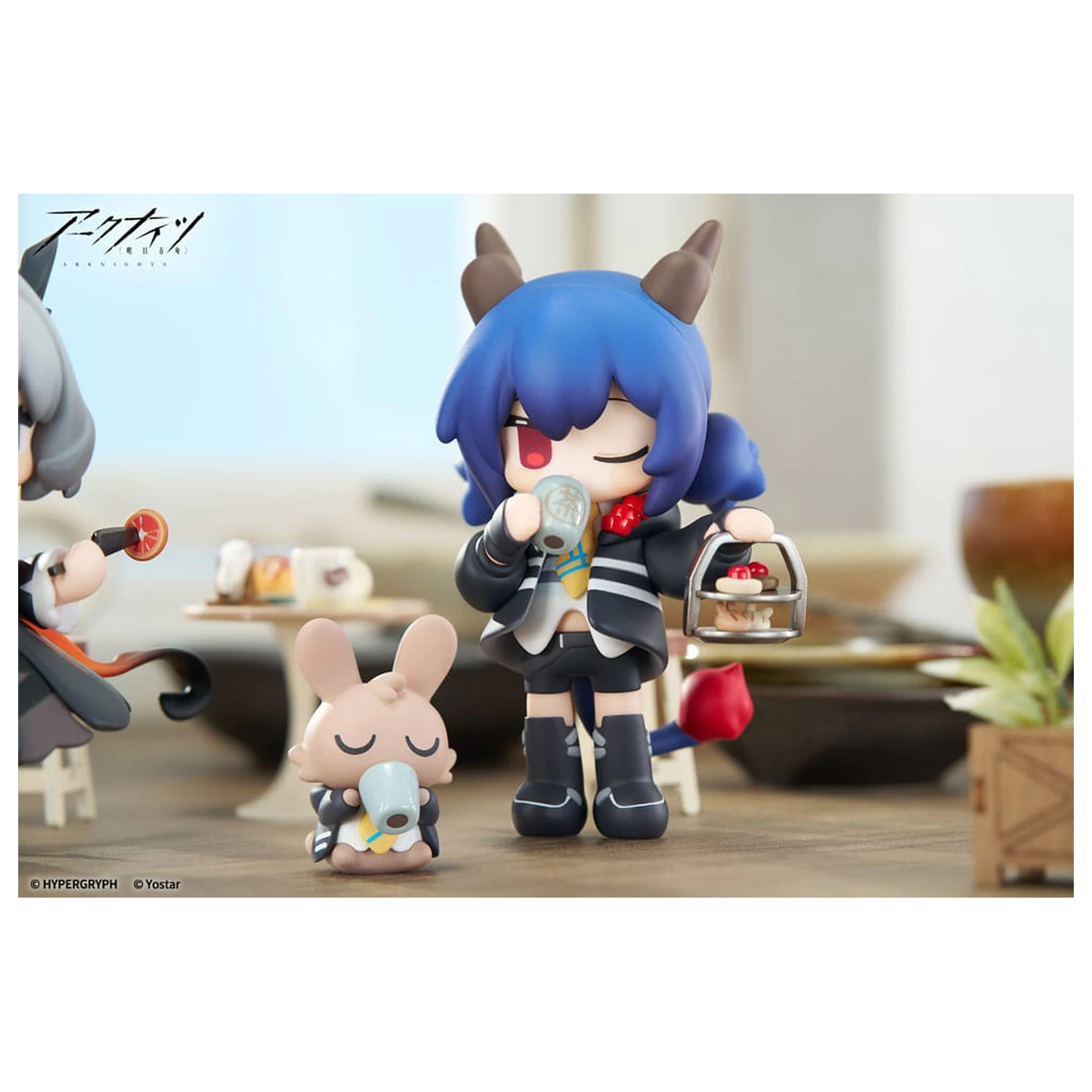 Arknights Would You Like A Dessert? Mini Series Ch'en PVC szobor figura 11 cm  termékfotó