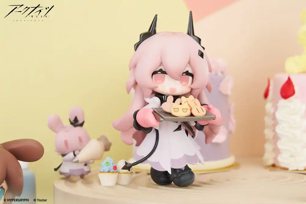 Arknights Would You Like A Dessert? Mini Series Civilight Eterna PVC szobor figura 11 cm termékfotó