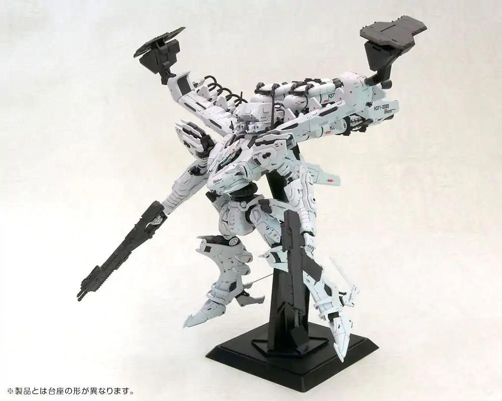 Armored Core 1/72 Lineark White-Glint &amp; V.O.B Set Műanyag modell készlet 16 cm termékfotó