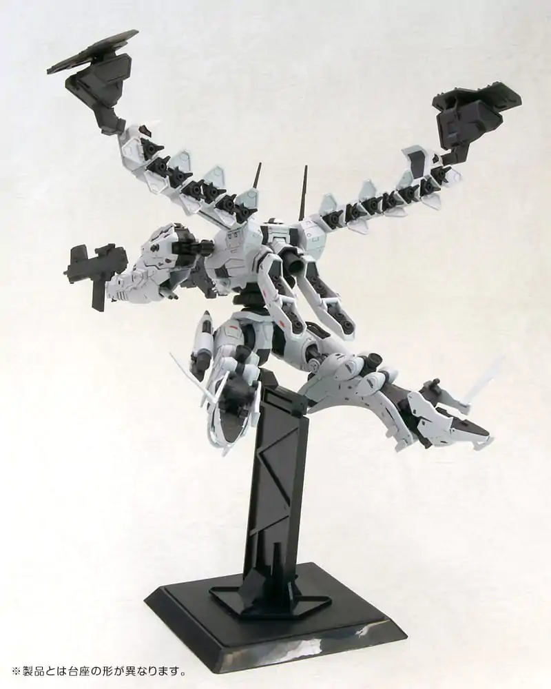 Armored Core 1/72 Lineark White-Glint &amp; V.O.B Set Műanyag modell készlet 16 cm termékfotó