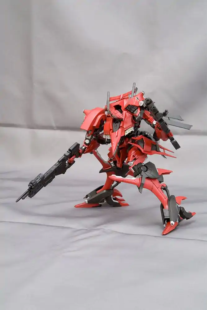 Armored Core 1/72 Rayleonardo 03-Aaliyah Kpachar Full Package Versionn Műanyag modell készlet 14 cm termékfotó